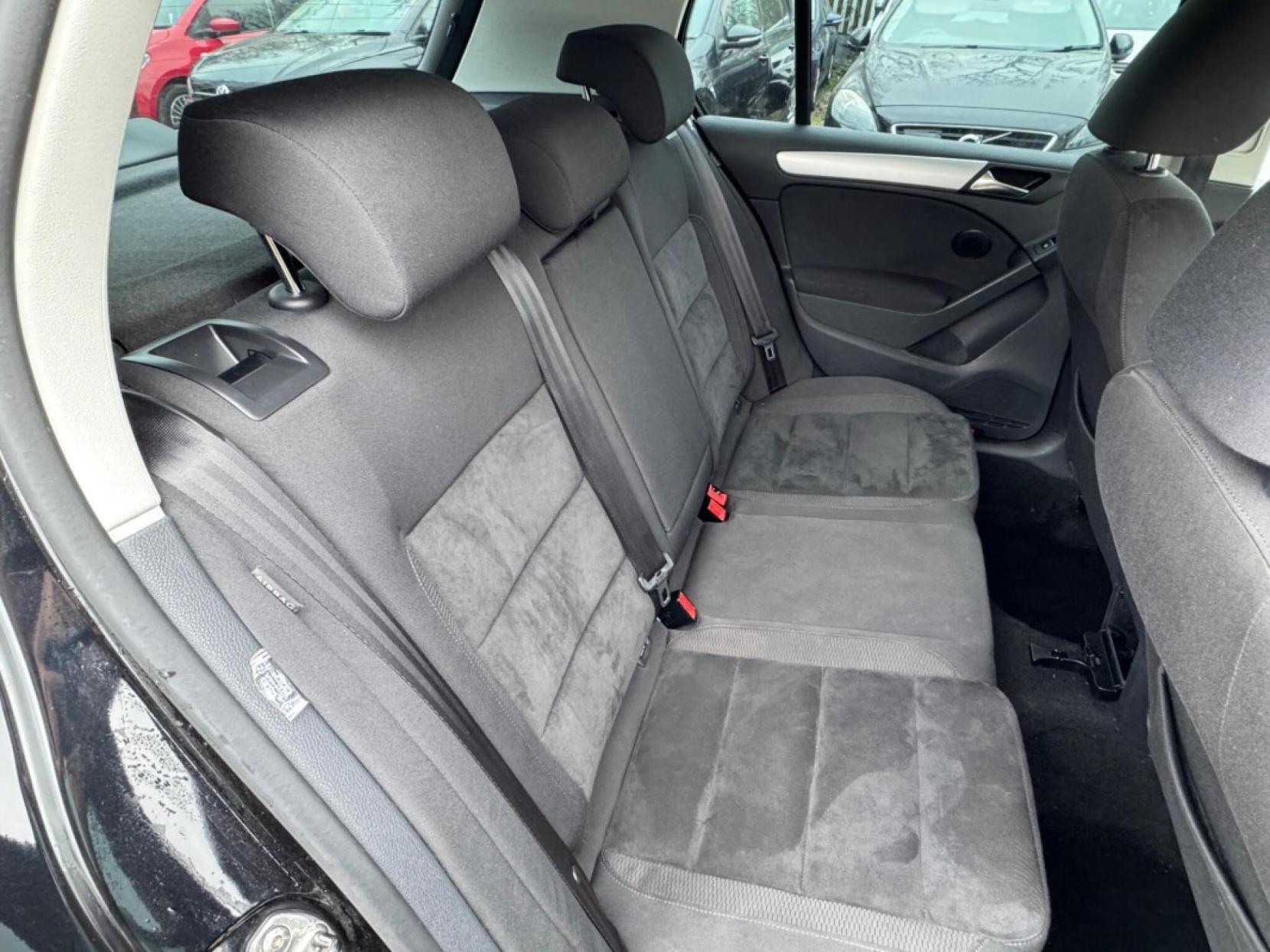 Volkswagen Golf 1.4 TSI S Hatchback 5dr Petrol DSG Euro 5 (122 ps)