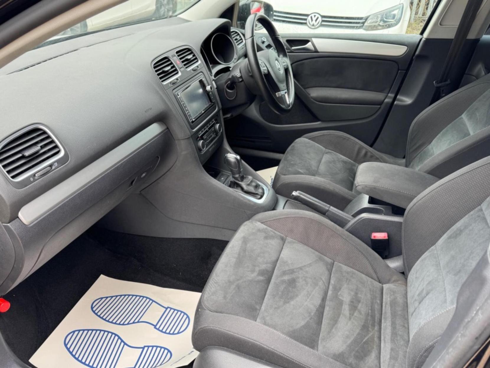 Volkswagen Golf 1.4 TSI S Hatchback 5dr Petrol DSG Euro 5 (122 ps)