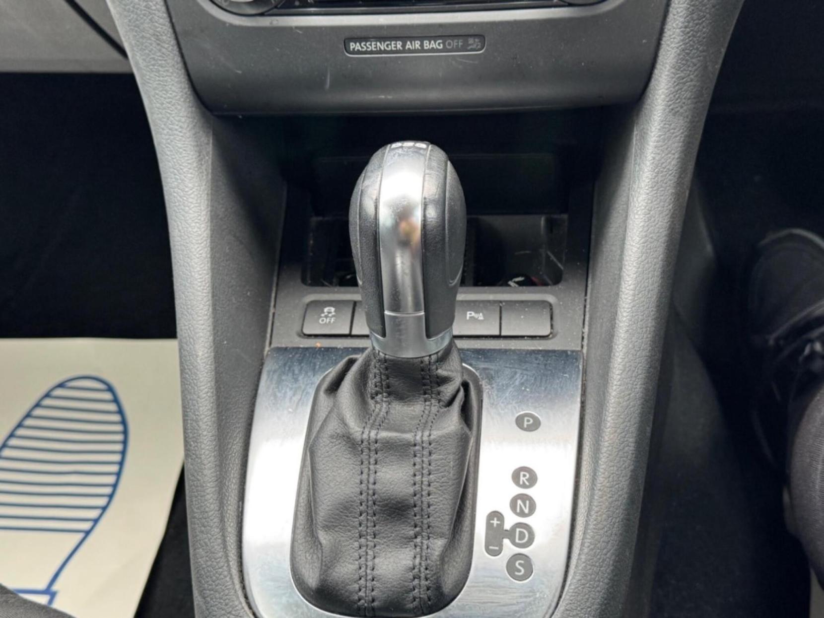 Volkswagen Golf 1.4 TSI S Hatchback 5dr Petrol DSG Euro 5 (122 ps)