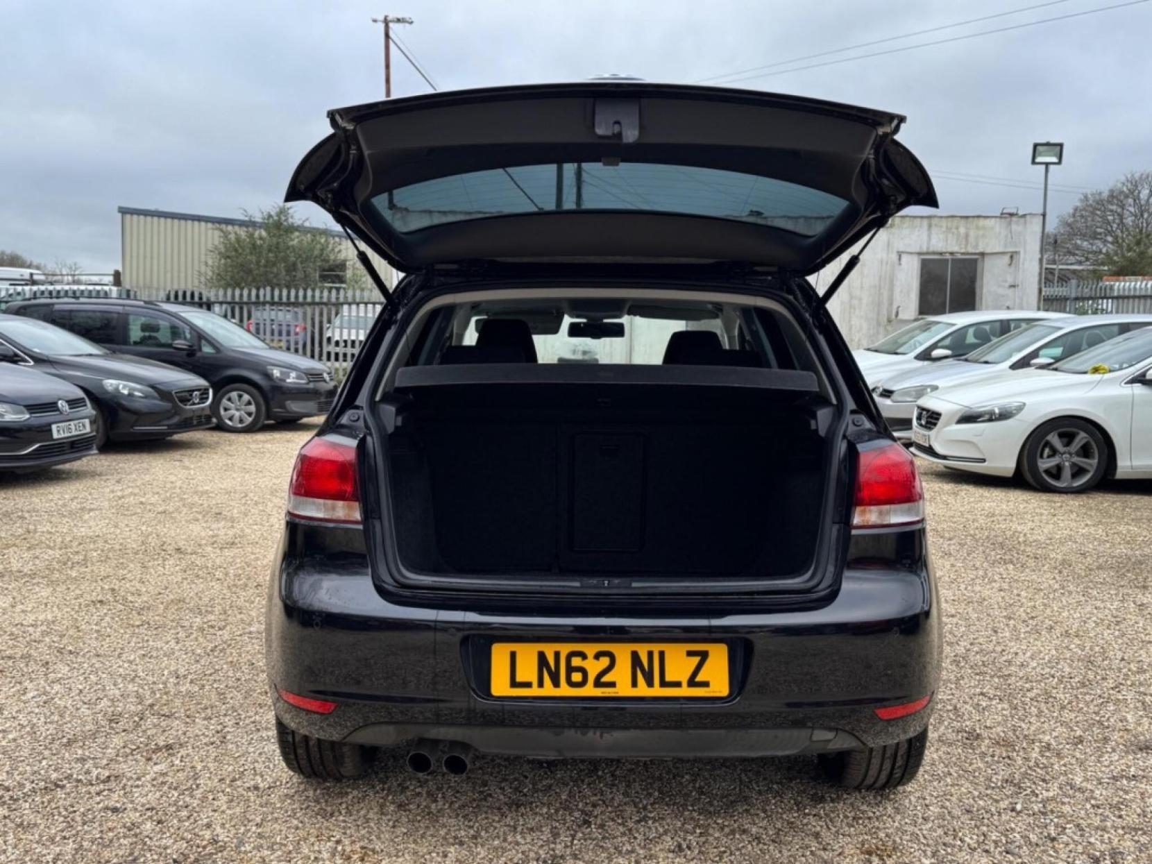 Volkswagen Golf 1.4 TSI S Hatchback 5dr Petrol DSG Euro 5 (122 ps)