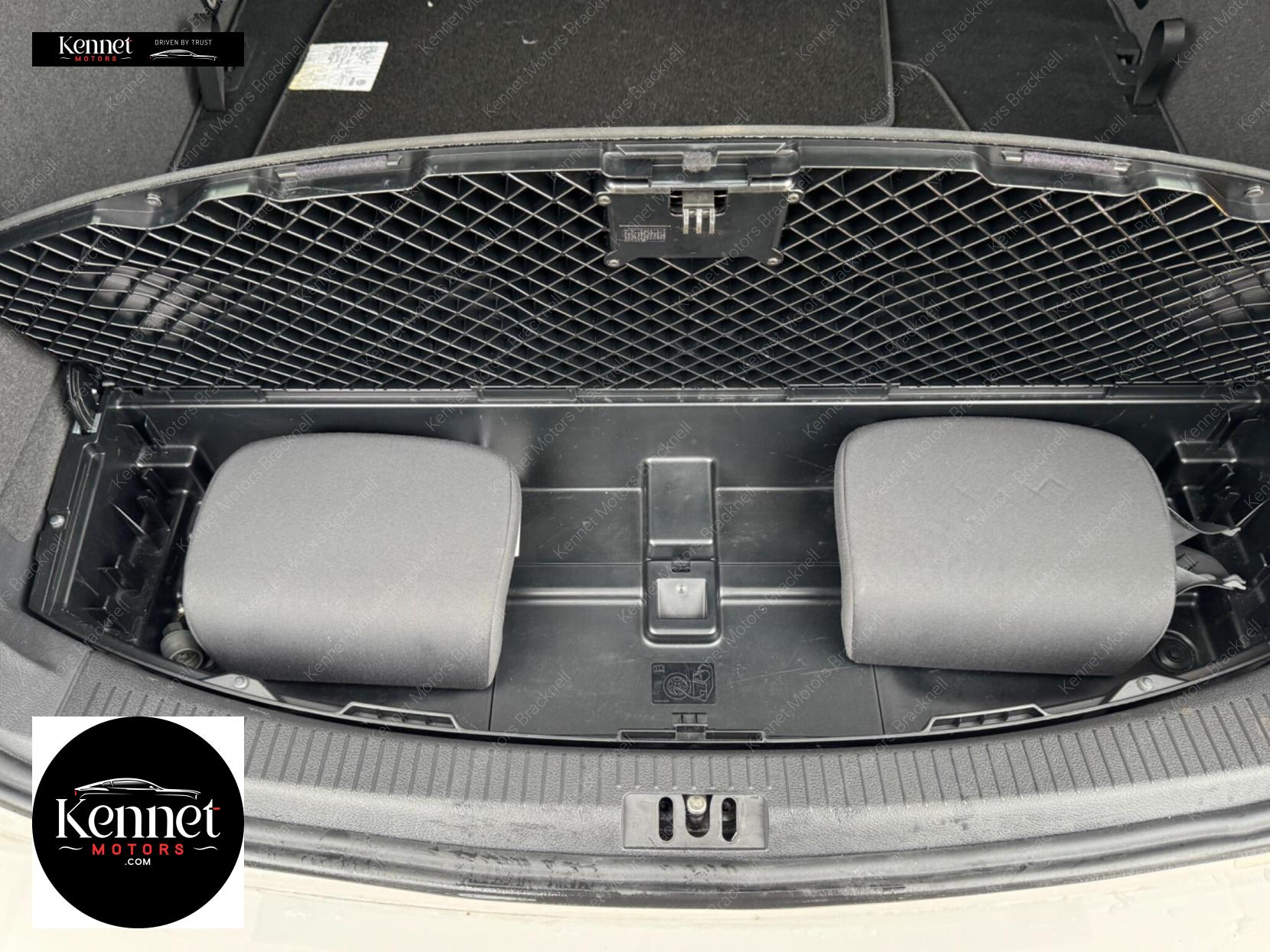 Volkswagen Touran 1.4 TSI SE MPV 5dr Petrol DSG Euro 5 (140 ps)