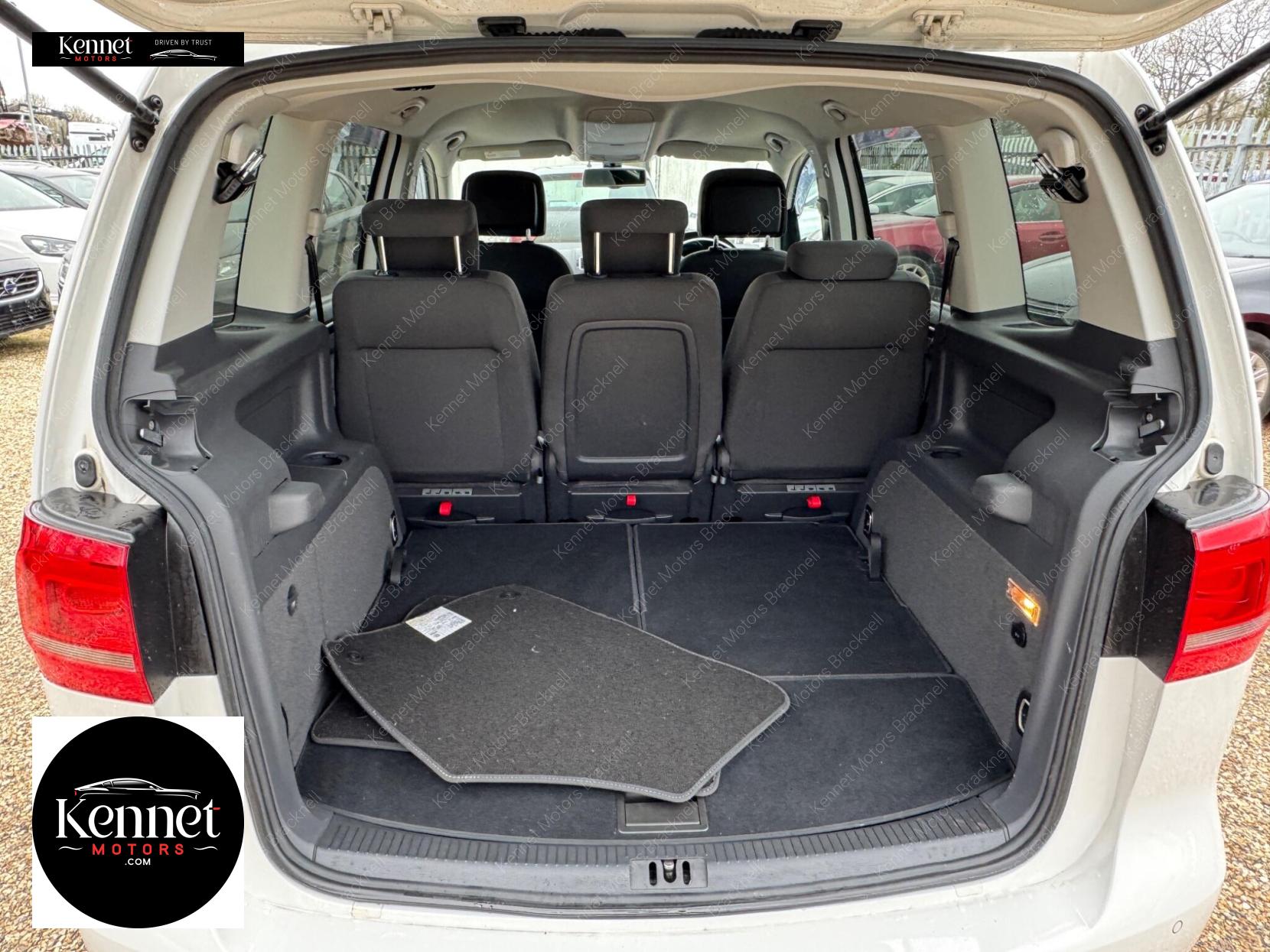 Volkswagen Touran 1.4 TSI SE MPV 5dr Petrol DSG Euro 5 (140 ps)