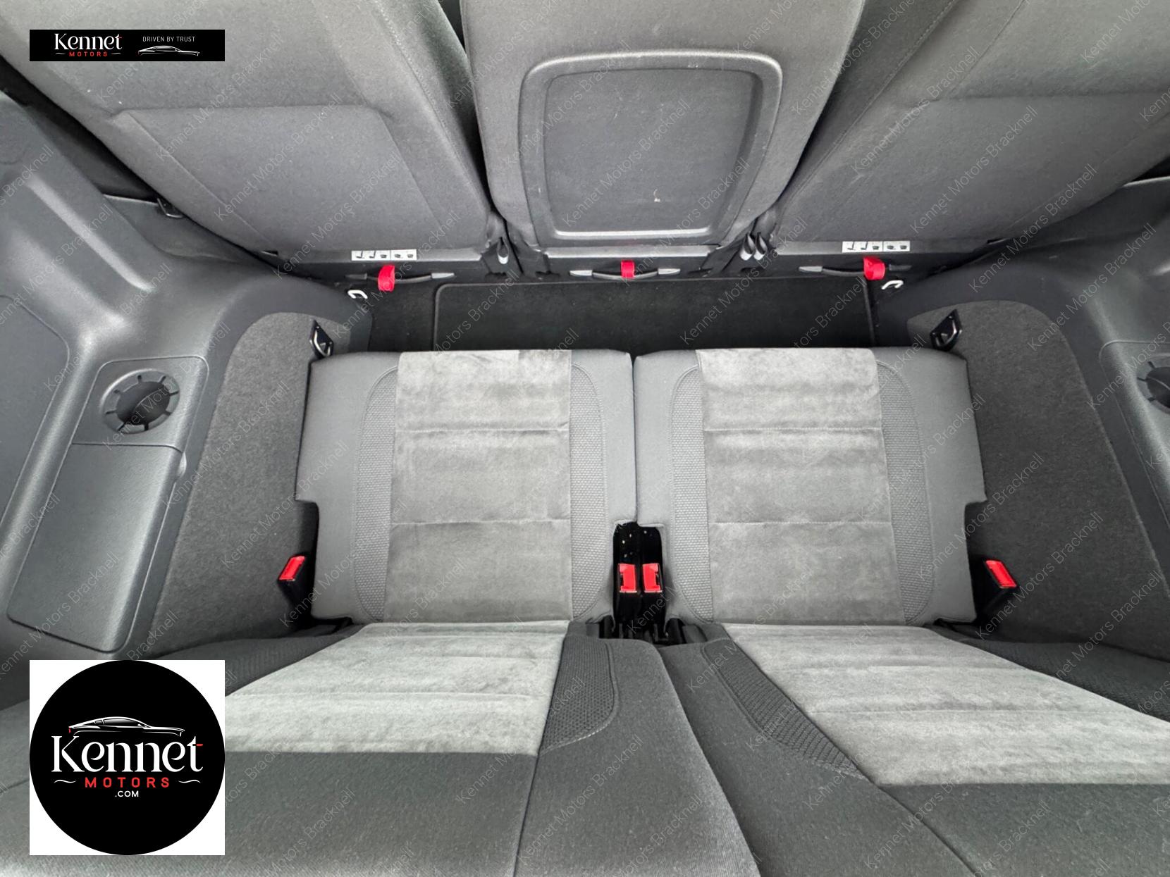 Volkswagen Touran 1.4 TSI SE MPV 5dr Petrol DSG Euro 5 (140 ps)