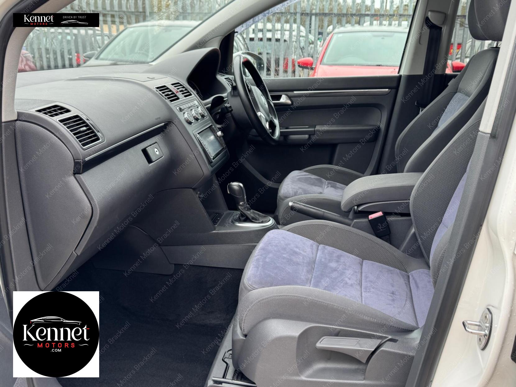 Volkswagen Touran 1.4 TSI SE MPV 5dr Petrol DSG Euro 5 (140 ps)