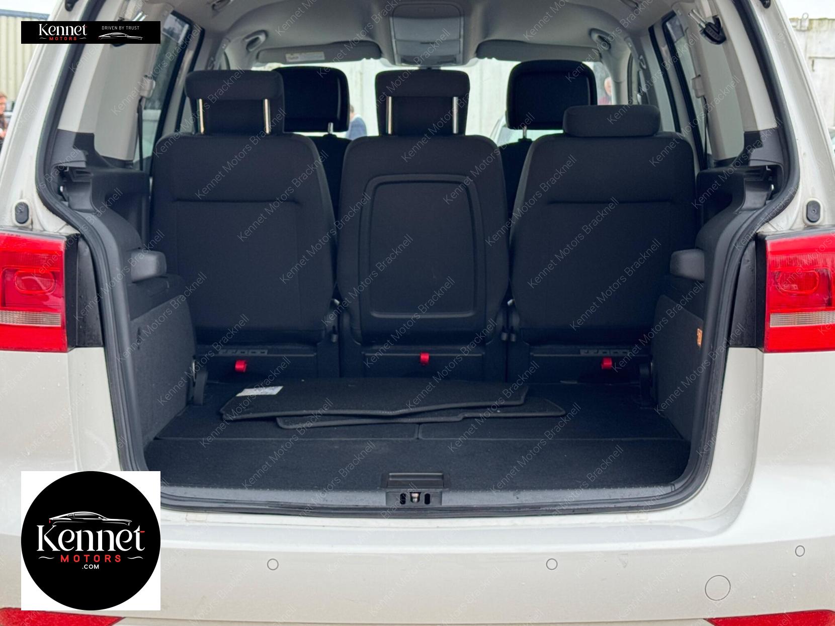 Volkswagen Touran 1.4 TSI SE MPV 5dr Petrol DSG Euro 5 (140 ps)