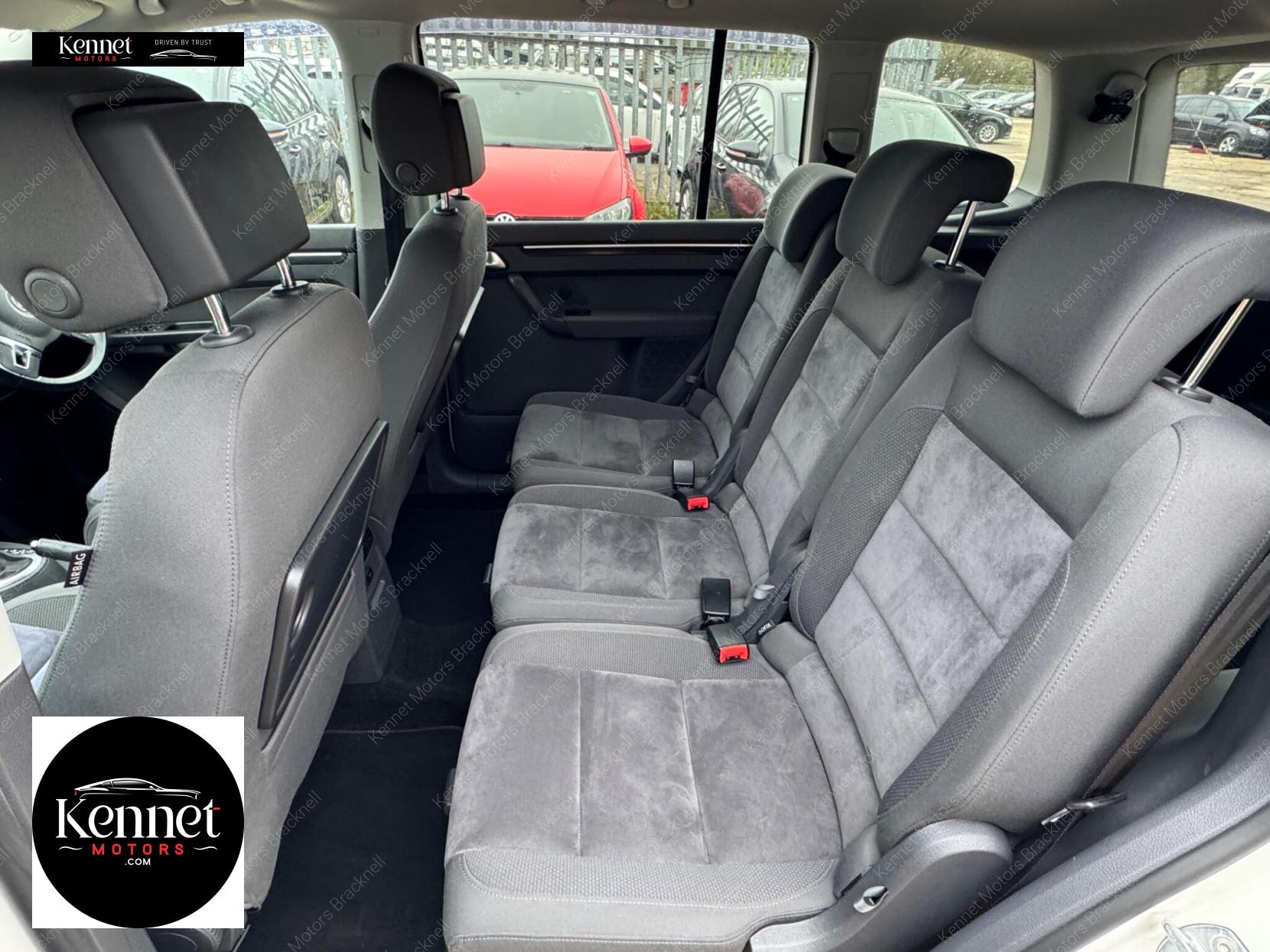 Volkswagen Touran 1.4 TSI SE MPV 5dr Petrol DSG Euro 5 (140 ps)