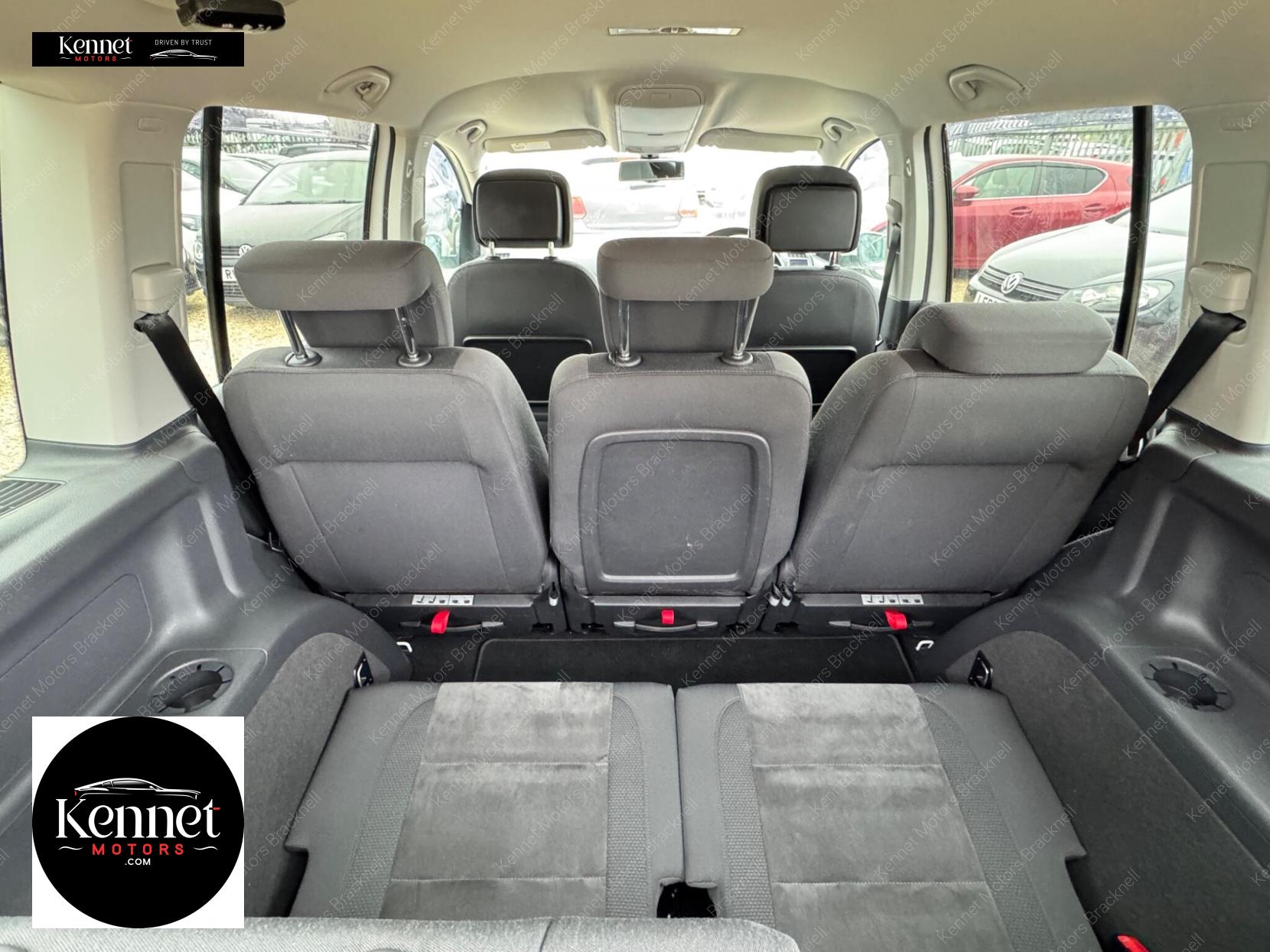 Volkswagen Touran 1.4 TSI SE MPV 5dr Petrol DSG Euro 5 (140 ps)