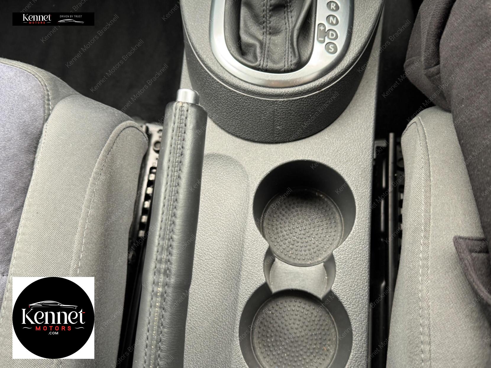 Volkswagen Touran 1.4 TSI SE MPV 5dr Petrol DSG Euro 5 (140 ps)