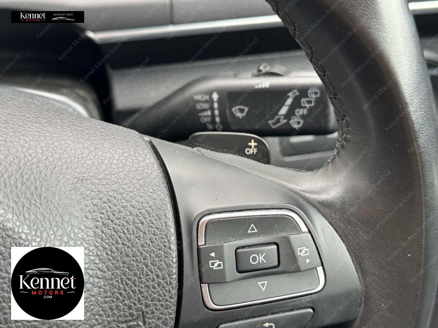 Volkswagen Touran 1.4 TSI SE MPV 5dr Petrol DSG Euro 5 (140 ps)