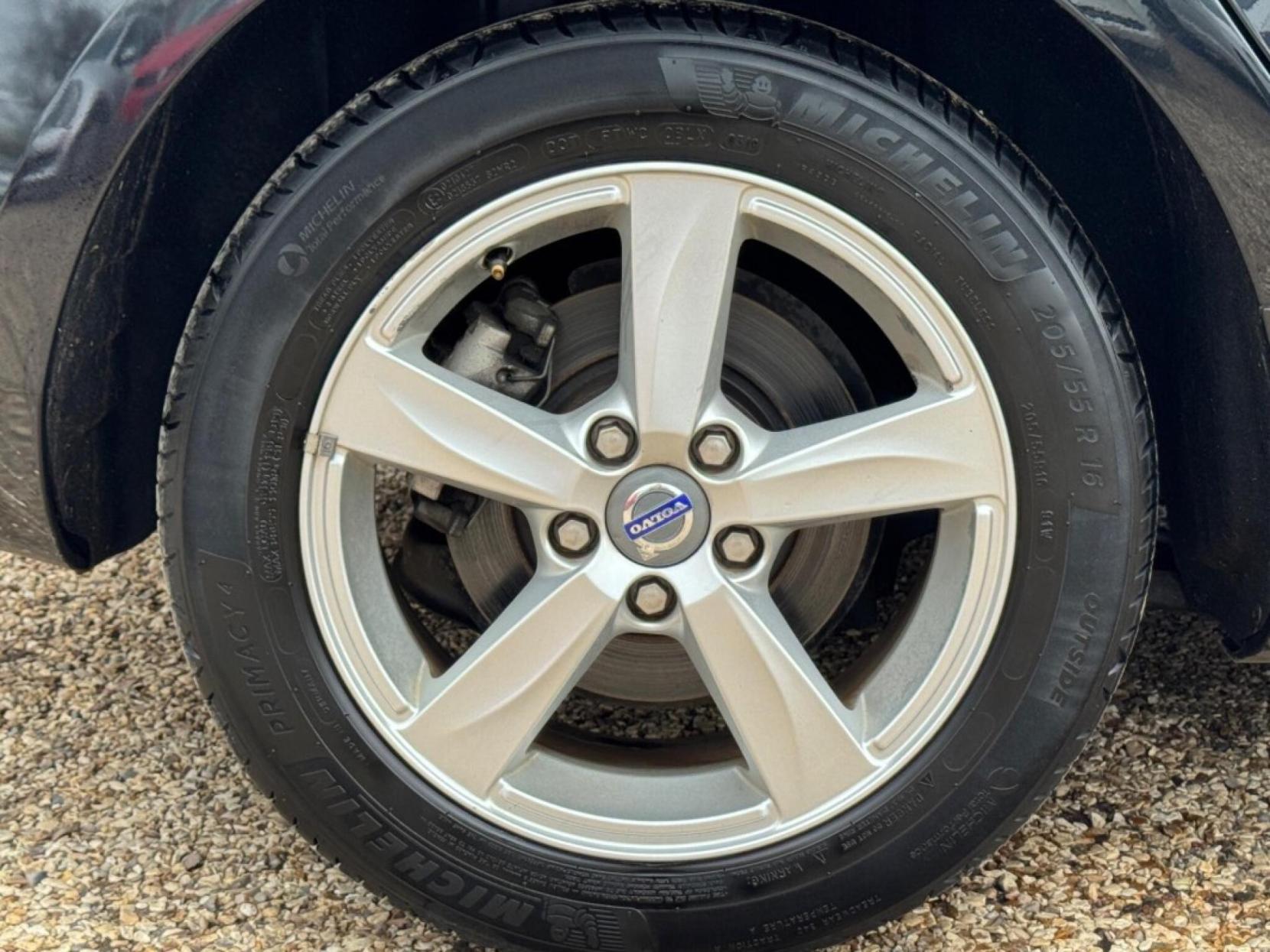 Volvo V40 1.6 SE Lux Hatchback (2012 - 2016)