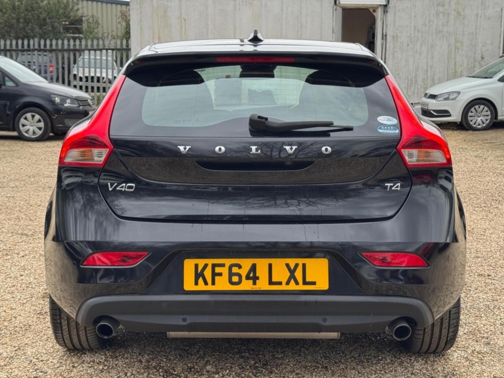 Volvo V40 1.6 SE Lux Hatchback (2012 - 2016)