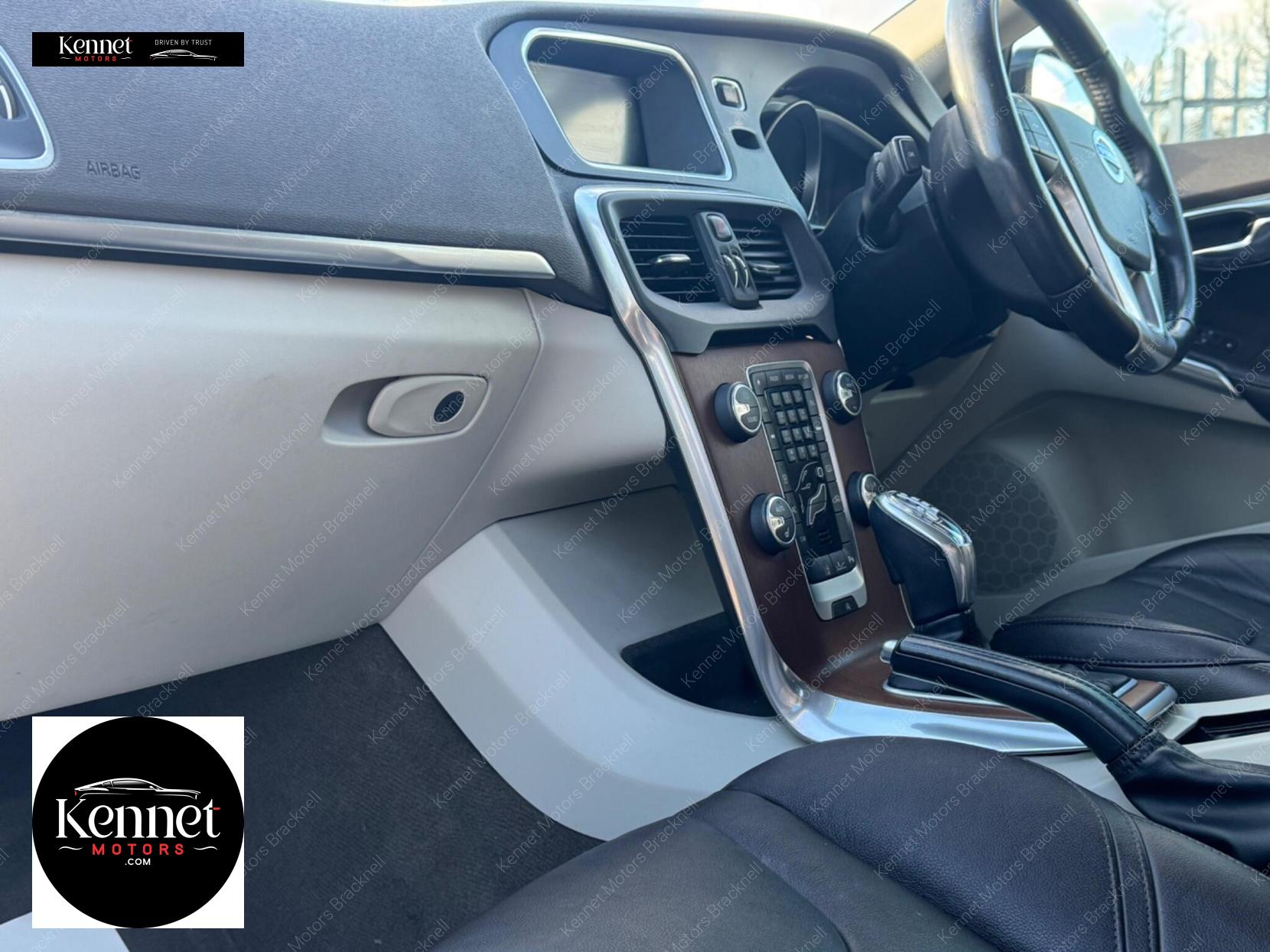 Volvo V40 1.6 T4 SE Lux Nav Powershift Euro 5 (s/s) 5dr