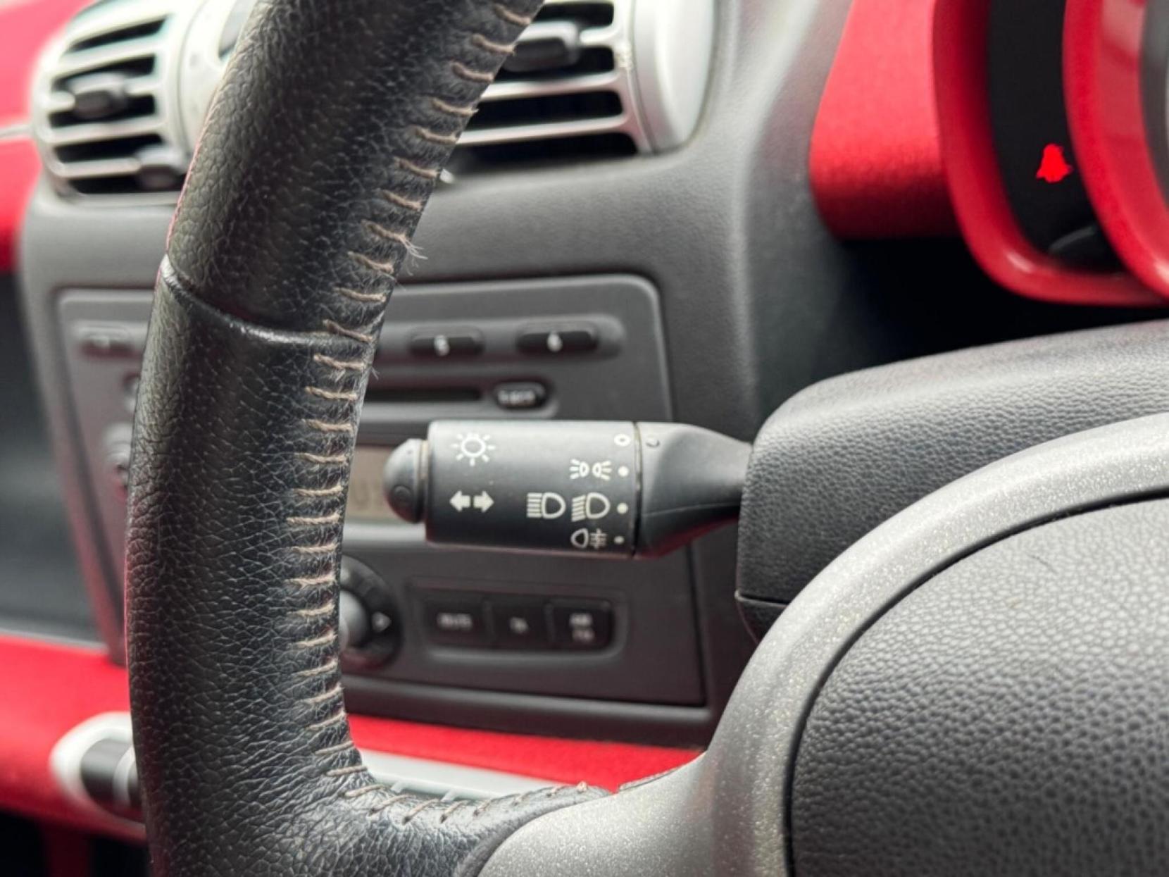 Smart fortwo 1.0 MHD Passion Cabriolet 2dr Petrol SoftTouch Euro 5 (s/s) (71 bhp)