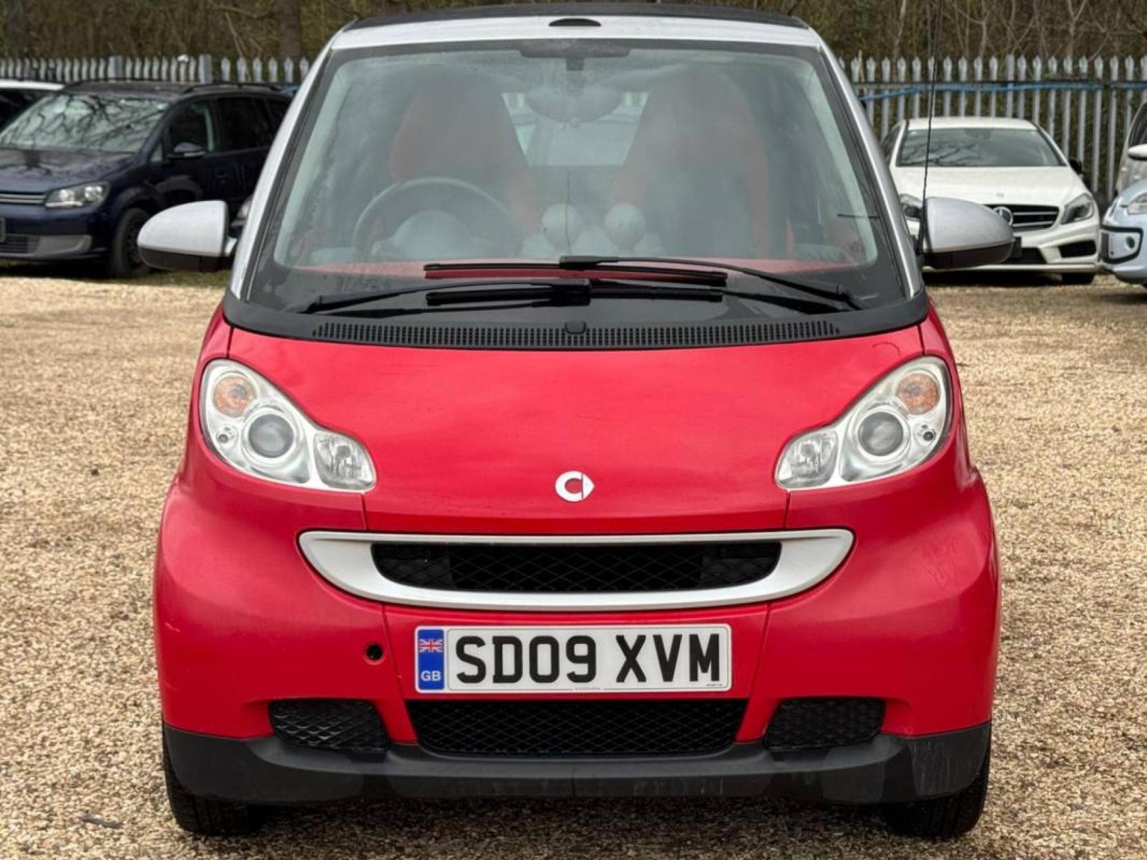 Smart fortwo 1.0 MHD Passion Cabriolet 2dr Petrol SoftTouch Euro 5 (s/s) (71 bhp)