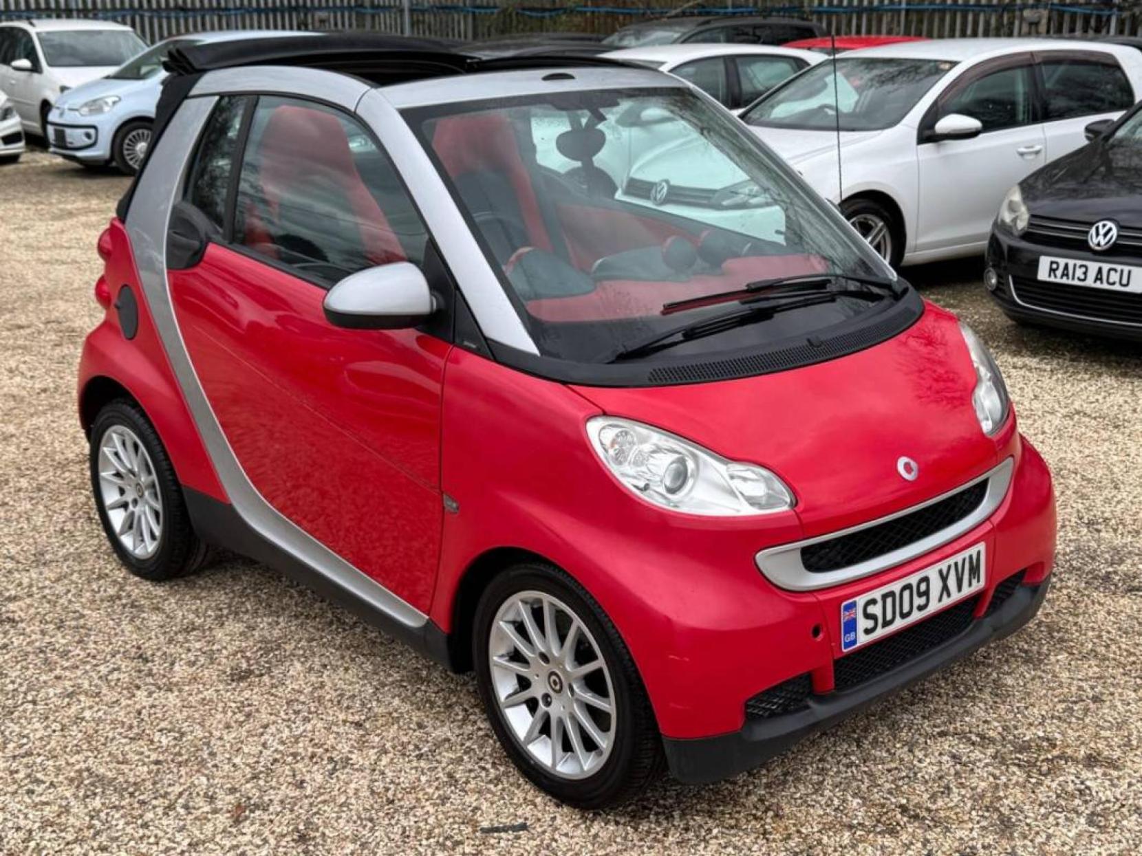 Smart fortwo 1.0 MHD Passion Cabriolet 2dr Petrol SoftTouch Euro 5 (s/s) (71 bhp)