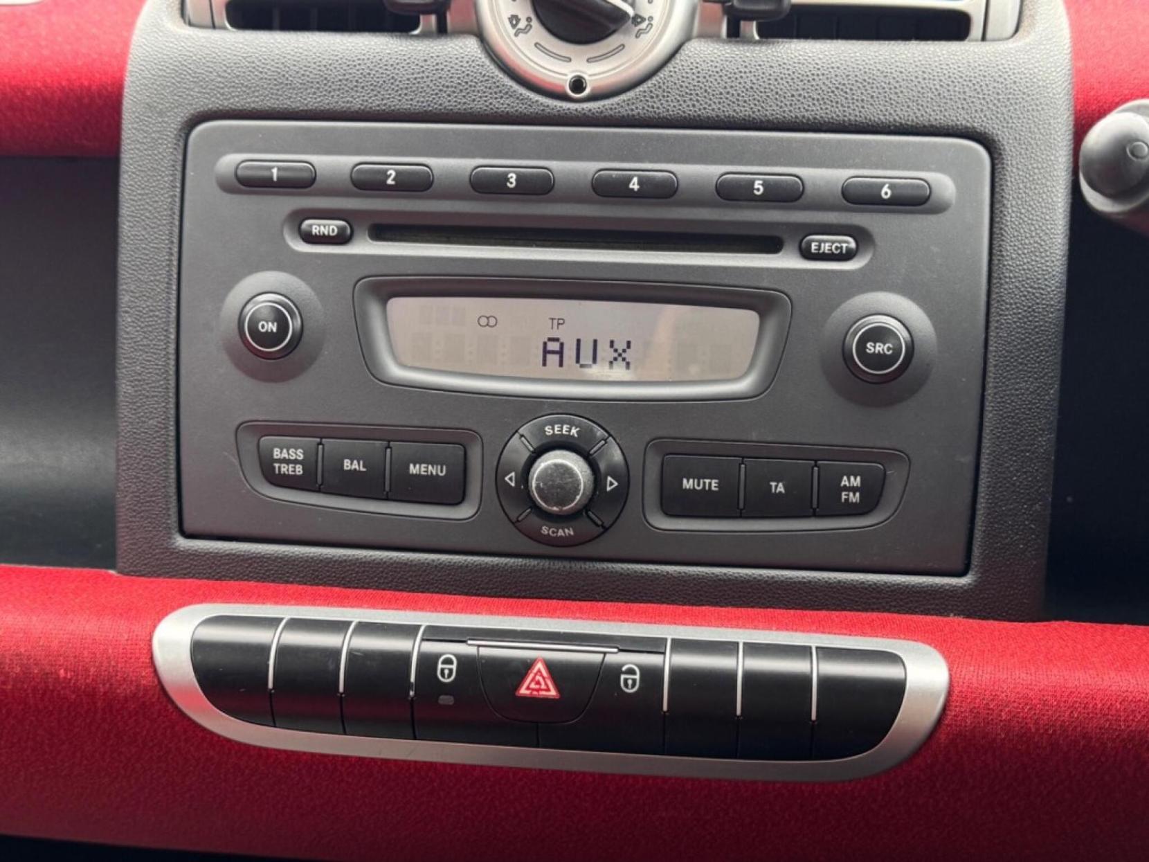 Smart fortwo 1.0 MHD Passion Cabriolet 2dr Petrol SoftTouch Euro 5 (s/s) (71 bhp)