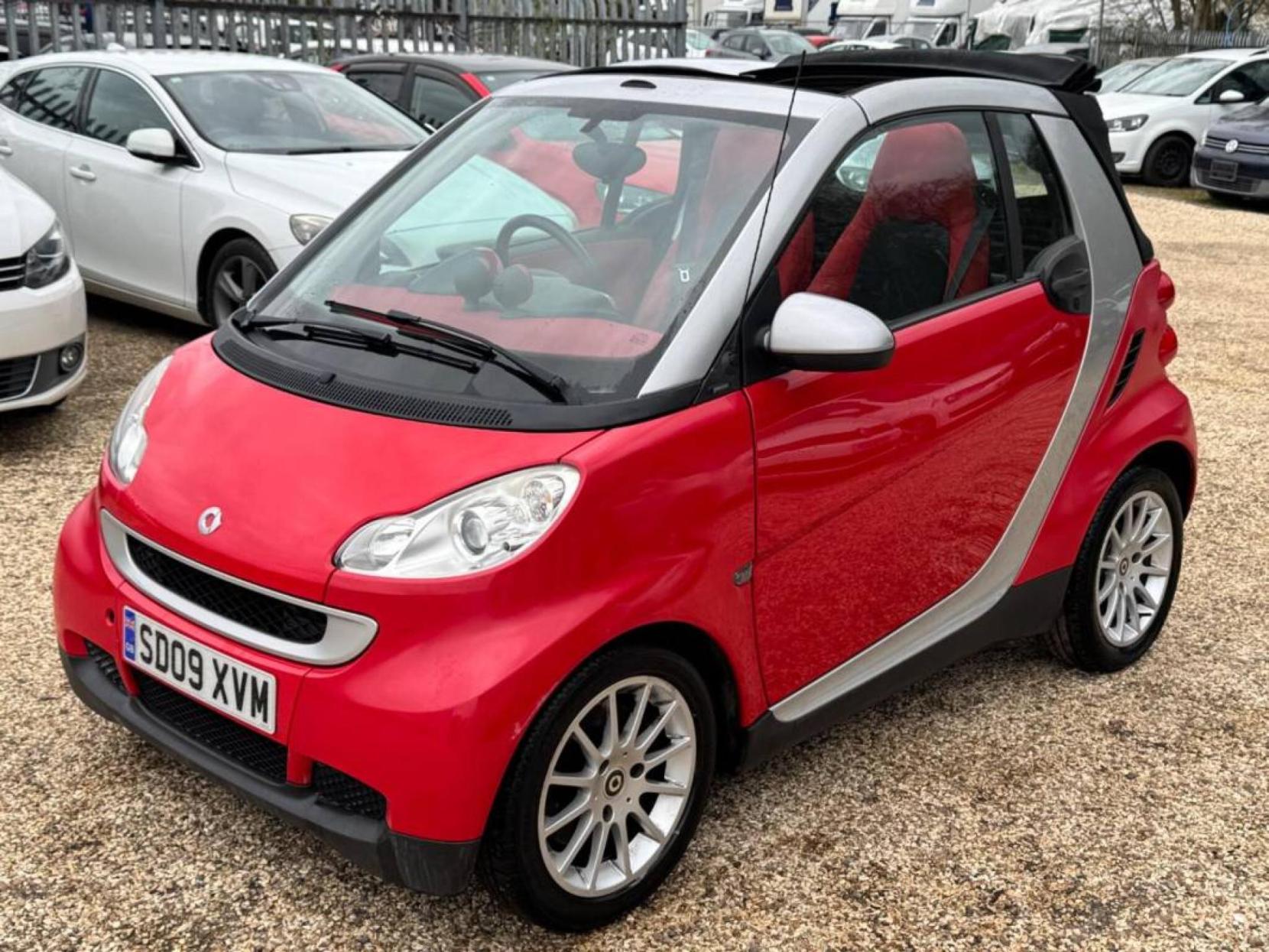 Smart fortwo 1.0 MHD Passion Cabriolet 2dr Petrol SoftTouch Euro 5 (s/s) (71 bhp)