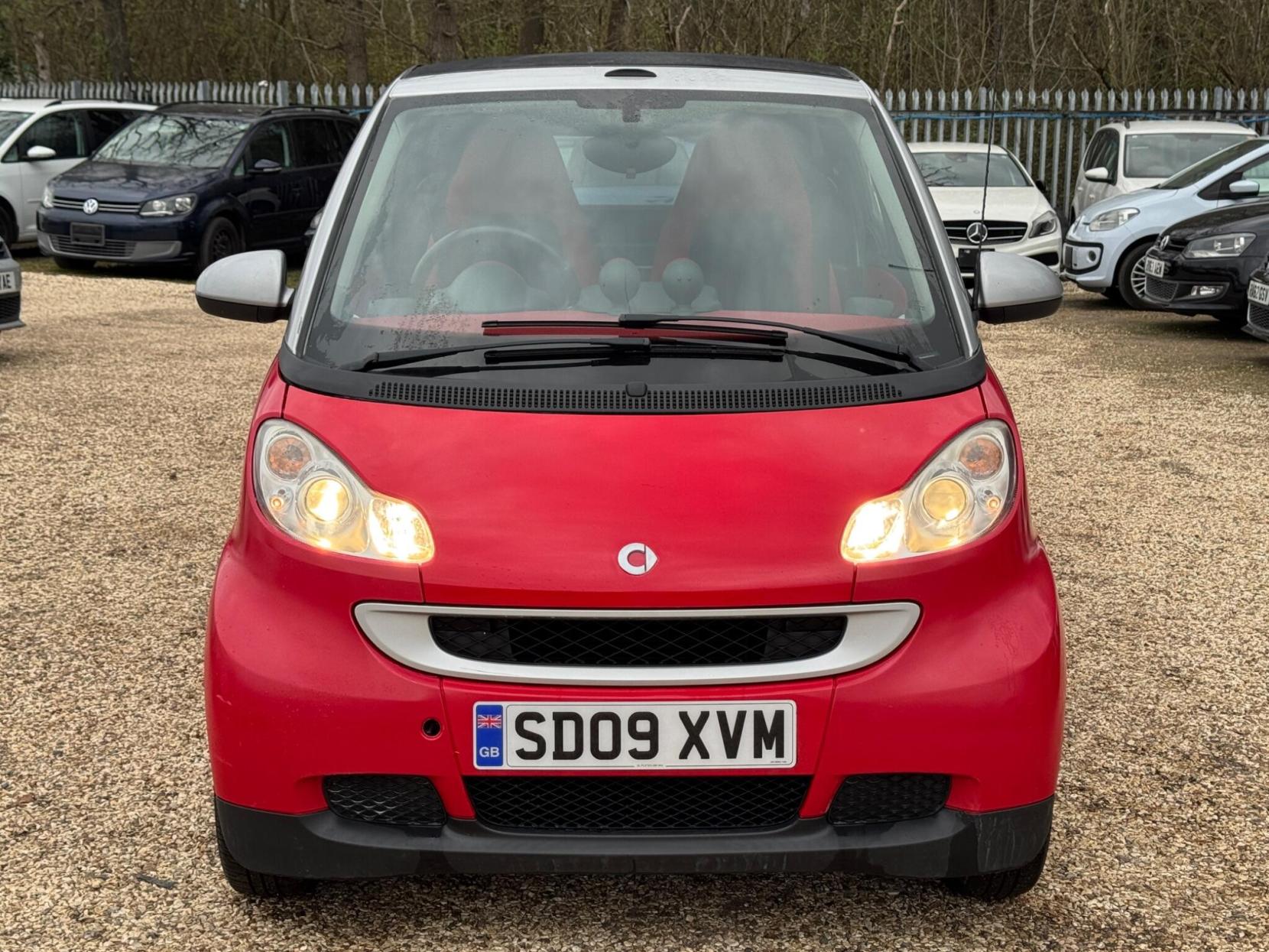Smart fortwo 1.0 MHD Passion Cabriolet 2dr Petrol SoftTouch Euro 5 (s/s) (71 bhp)