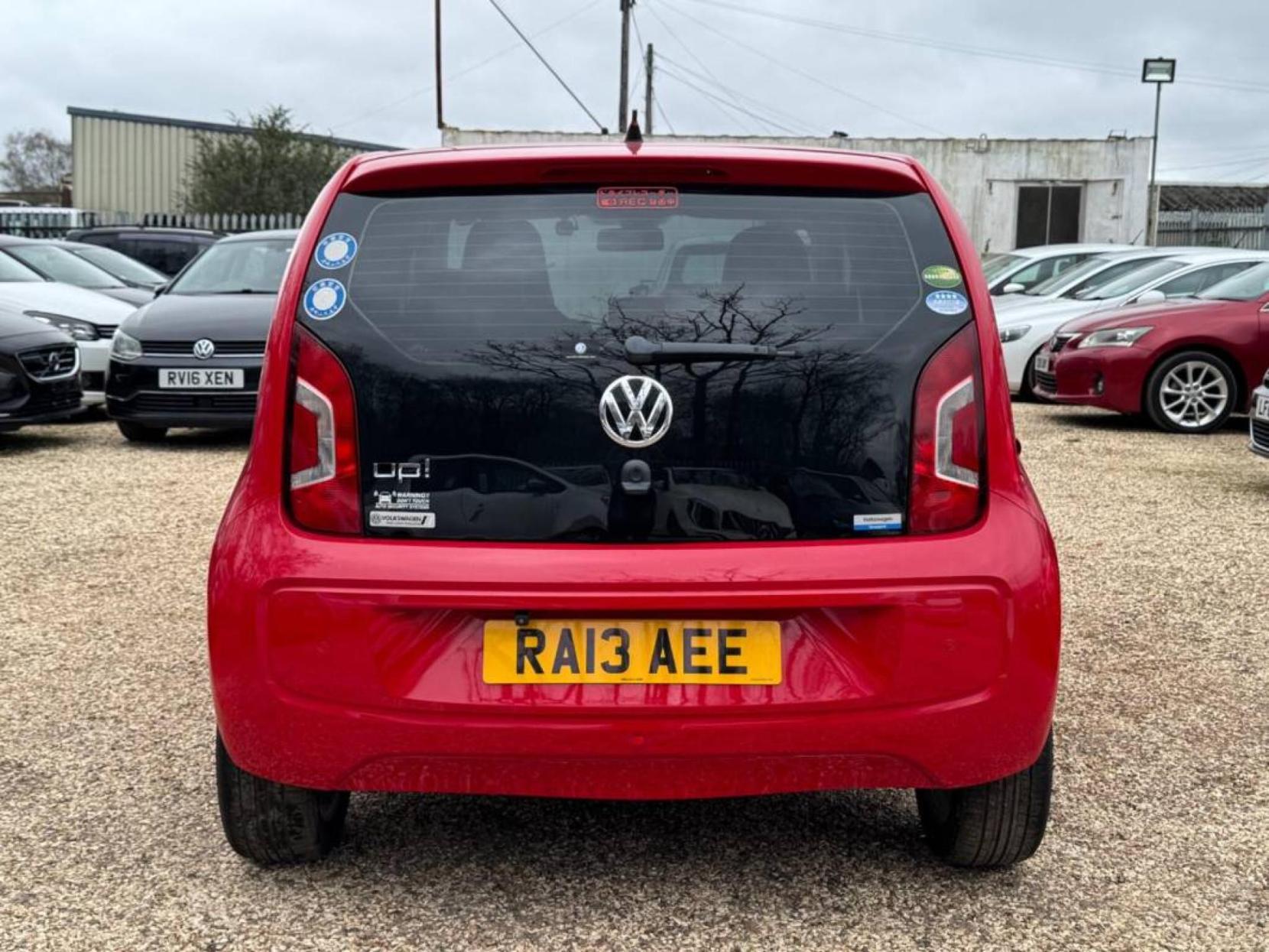 Volkswagen up! 1.0 Move up! Hatchback 5dr Petrol ASG Euro 5 (60 ps)