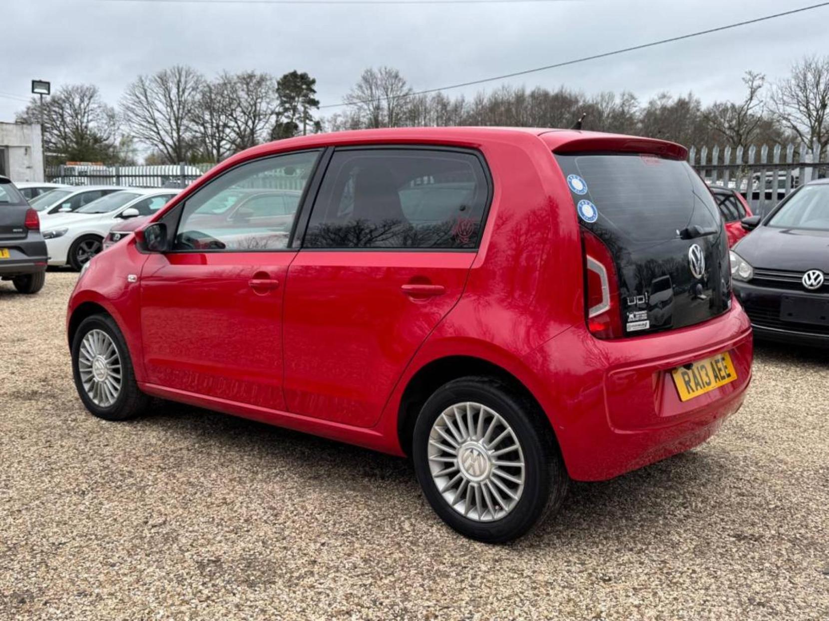 Volkswagen up! 1.0 Move up! Hatchback 5dr Petrol ASG Euro 5 (60 ps)