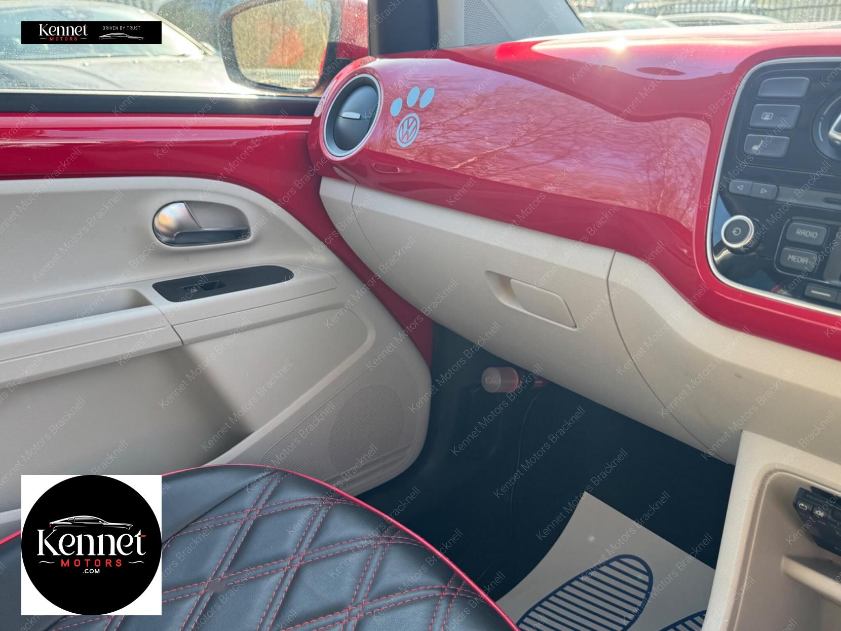 Volkswagen up! 1.0 Move up! Hatchback 5dr Petrol ASG Euro 5 (60 ps)