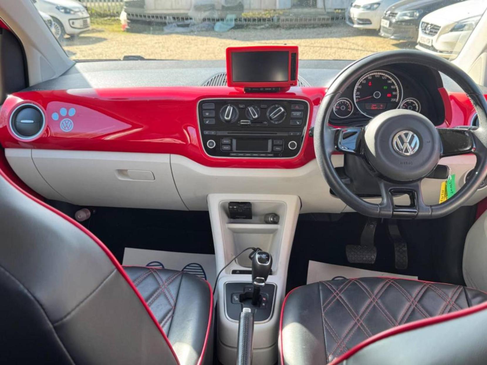 Volkswagen up! 1.0 Move up! Hatchback 5dr Petrol ASG Euro 5 (60 ps)