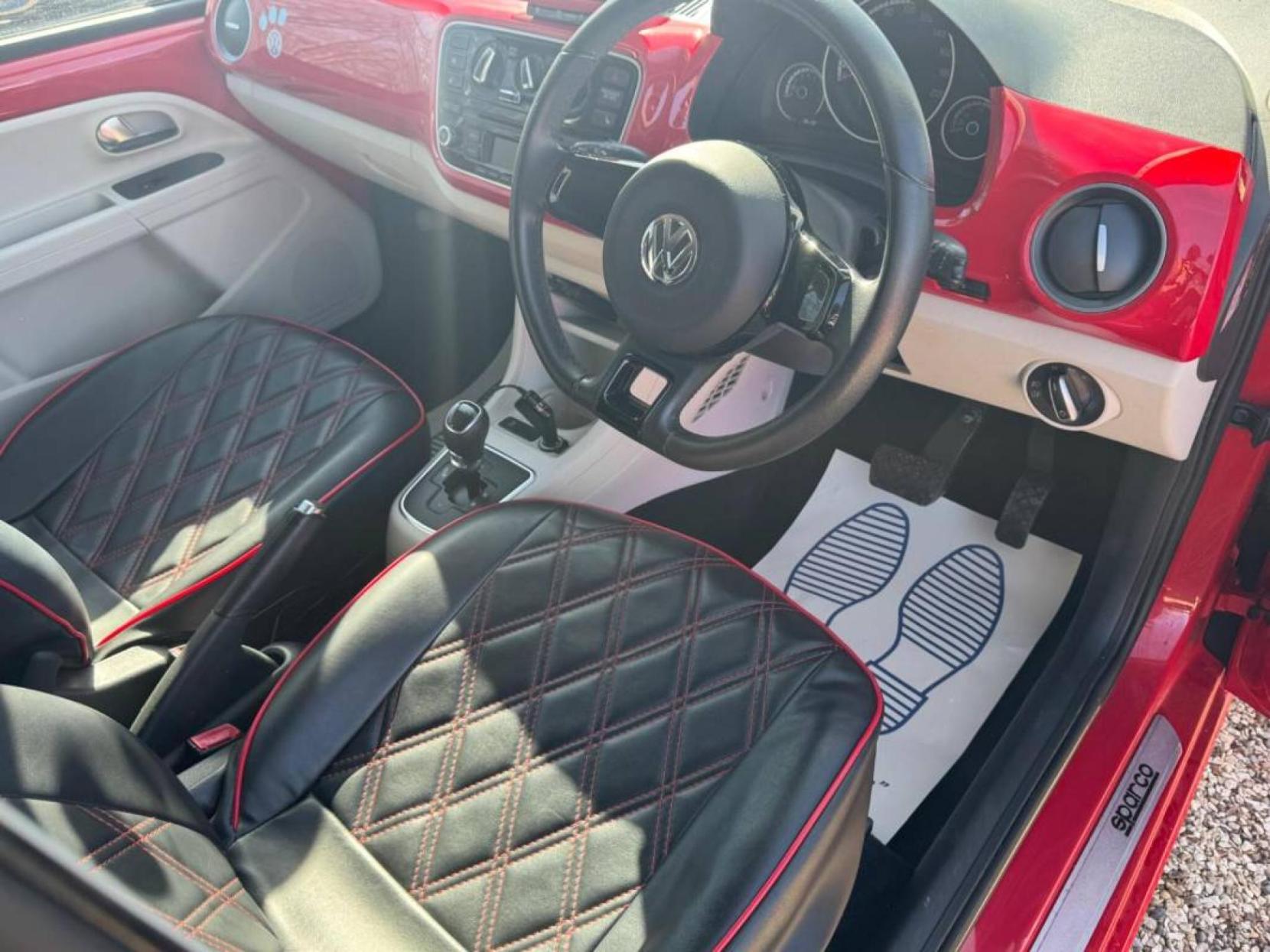 Volkswagen up! 1.0 Move up! Hatchback 5dr Petrol ASG Euro 5 (60 ps)