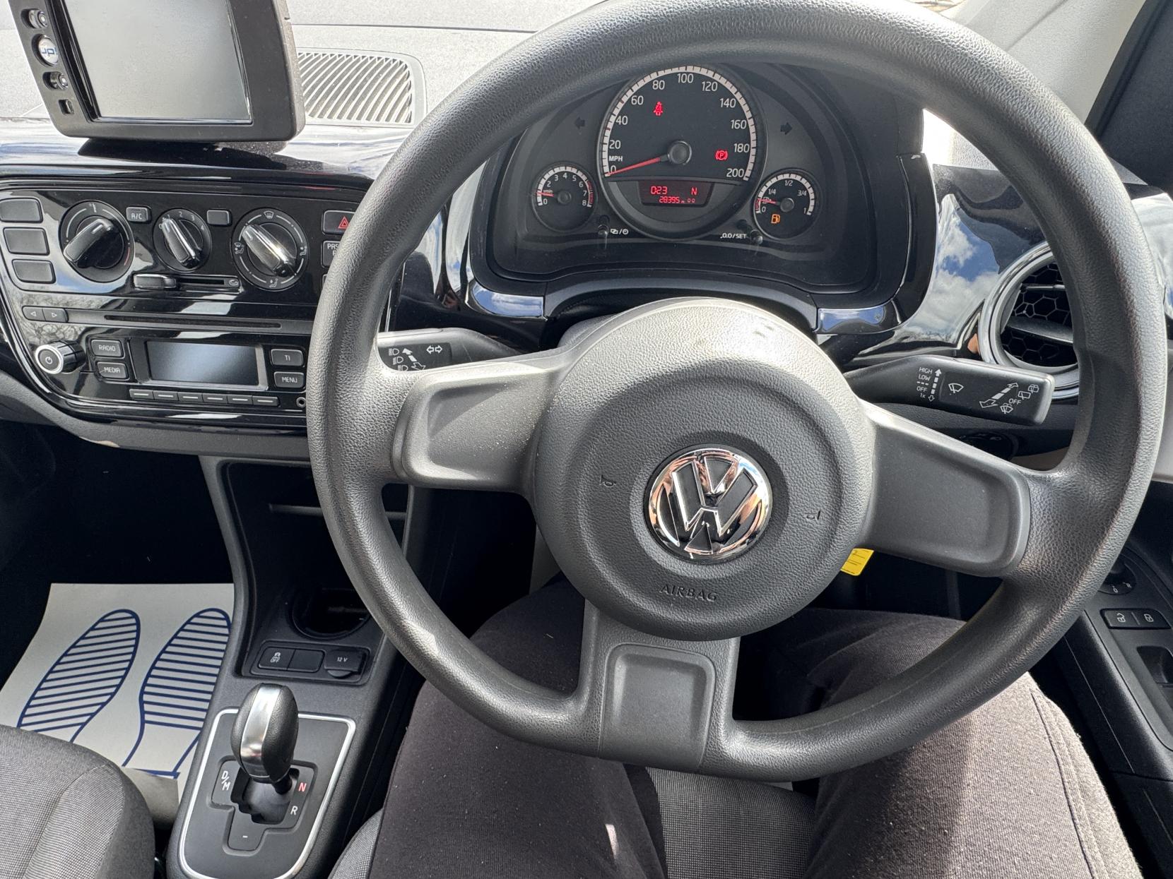 Volkswagen up! 1.0 Move up! Hatchback 5dr Petrol ASG Euro 6 (60 ps)