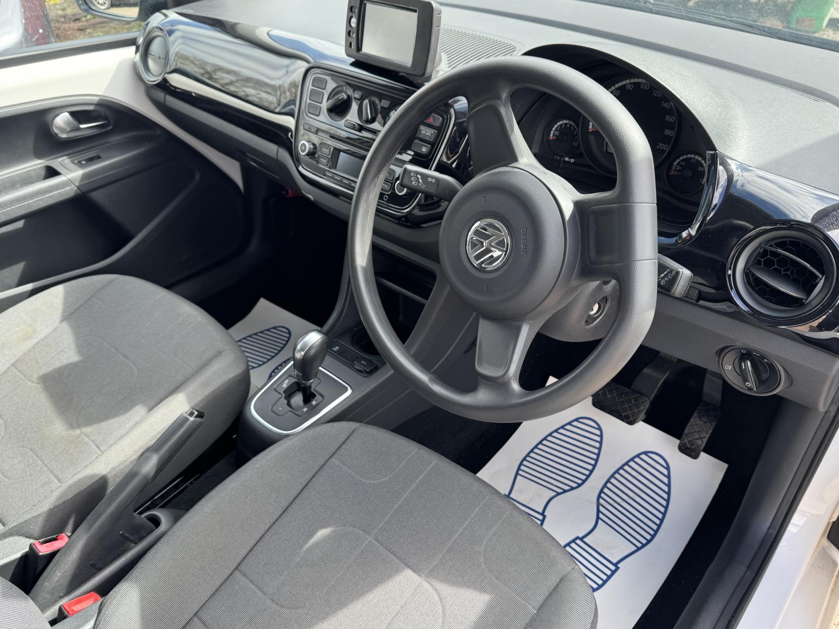 Volkswagen up! 1.0 Move up! Hatchback 5dr Petrol ASG Euro 6 (60 ps)