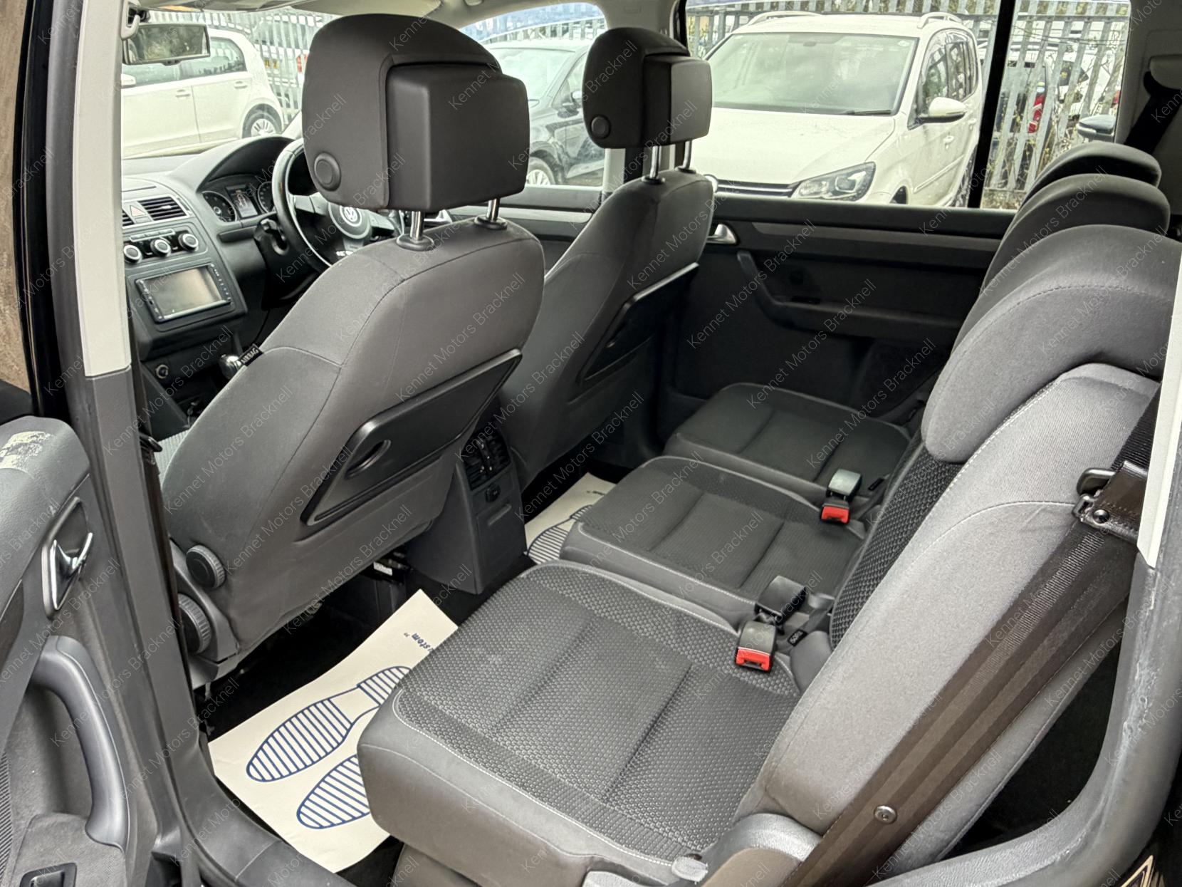 Volkswagen Touran 1.4 TSI SE MPV 5dr Petrol DSG Euro 5 (140 ps)