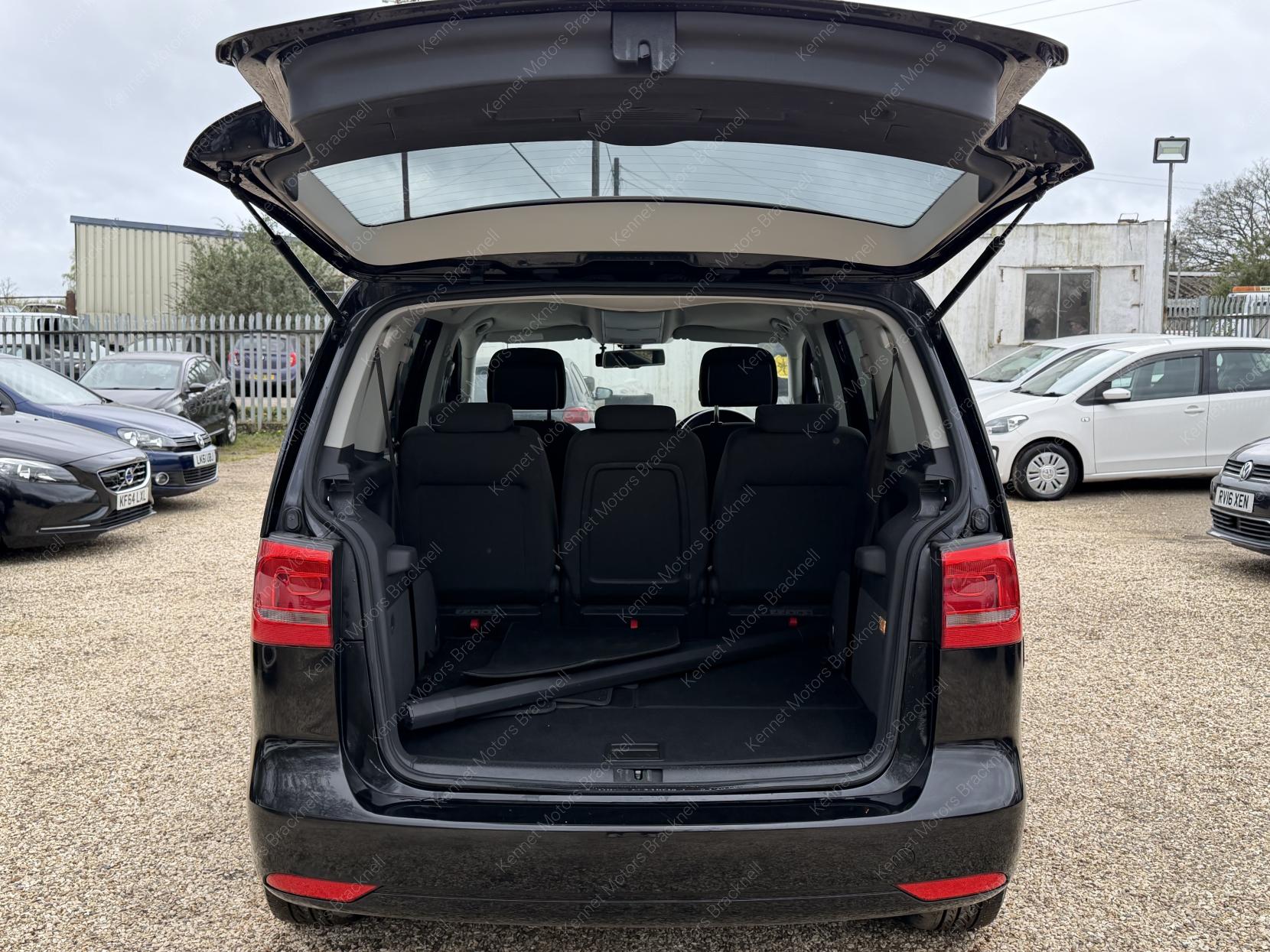 Volkswagen Touran 1.4 TSI SE MPV 5dr Petrol DSG Euro 5 (140 ps)