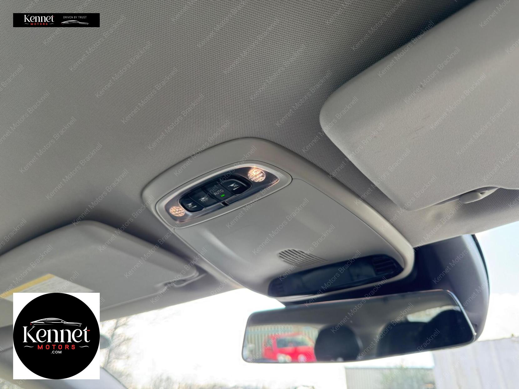 Volvo V40 1.6 T4 SE Lux Nav Hatchback 5dr Petrol Powershift Euro 5 (s/s) (180 ps)