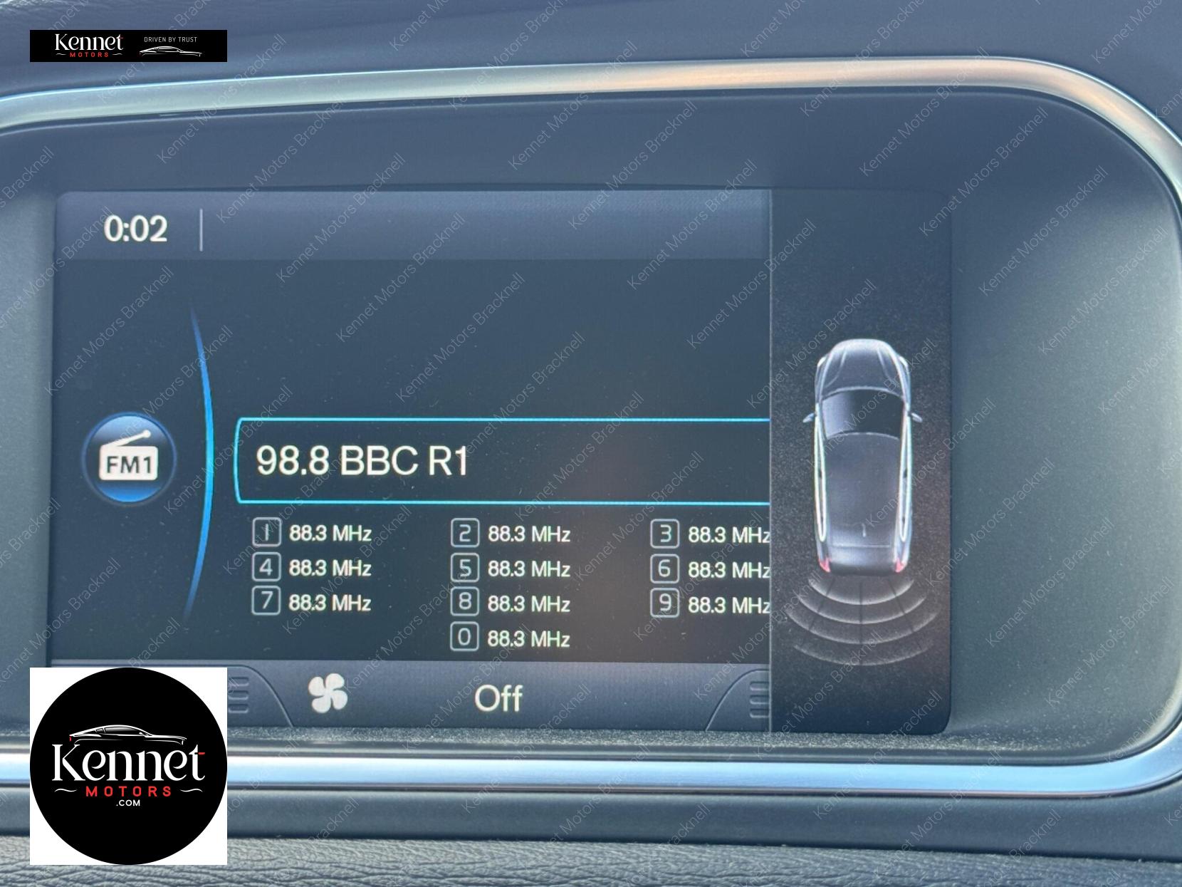 Volvo V40 1.6 T4 SE Lux Nav Hatchback 5dr Petrol Powershift Euro 5 (s/s) (180 ps)