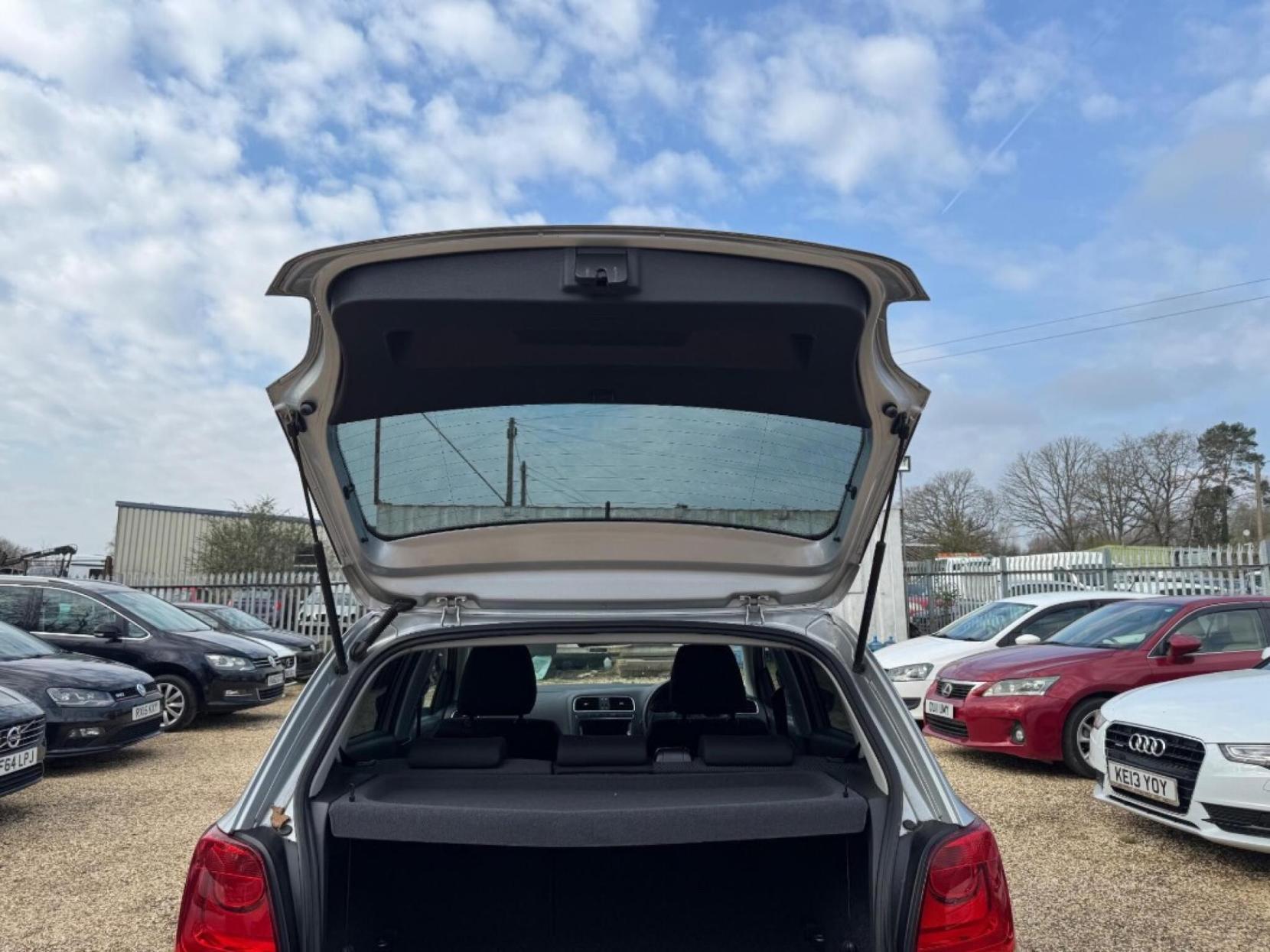 Volkswagen Polo 1.2 TSI BlueMotion Tech SE Hatchback 5dr Petrol DSG Euro 6 (s/s) (90 ps)