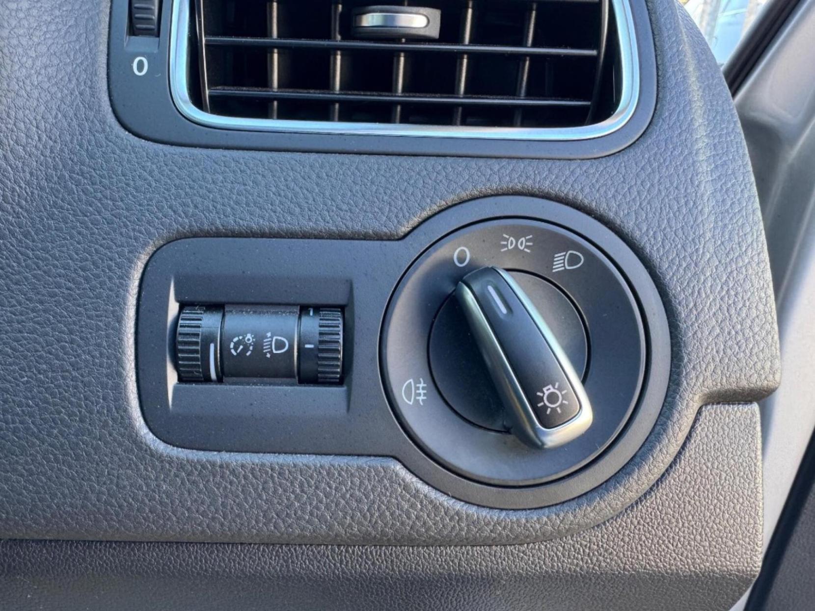 Volkswagen Polo 1.2 TSI BlueMotion Tech SE Hatchback 5dr Petrol DSG Euro 6 (s/s) (90 ps)