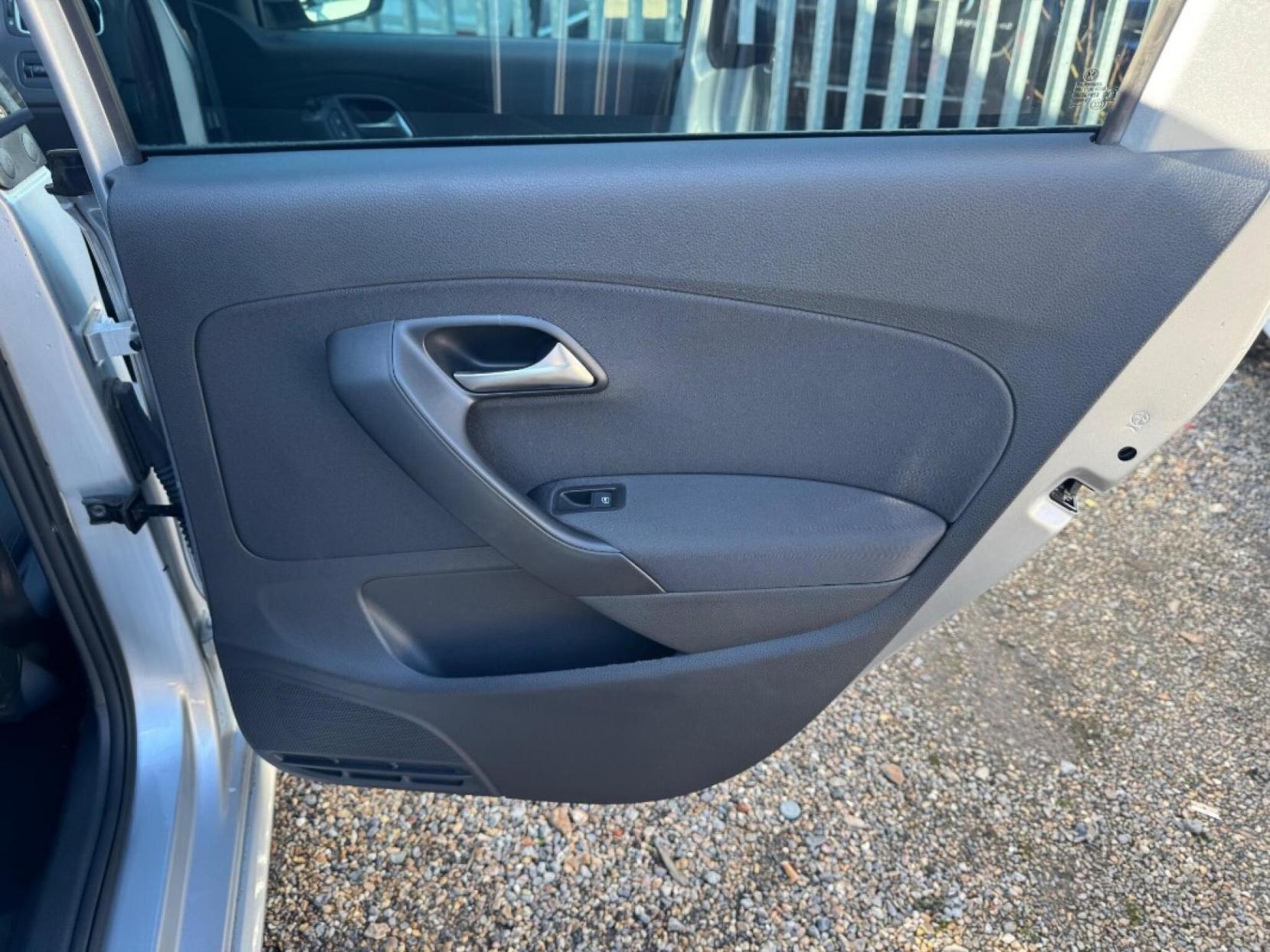 Volkswagen Polo 1.2 TSI BlueMotion Tech SE Hatchback 5dr Petrol DSG Euro 6 (s/s) (90 ps)