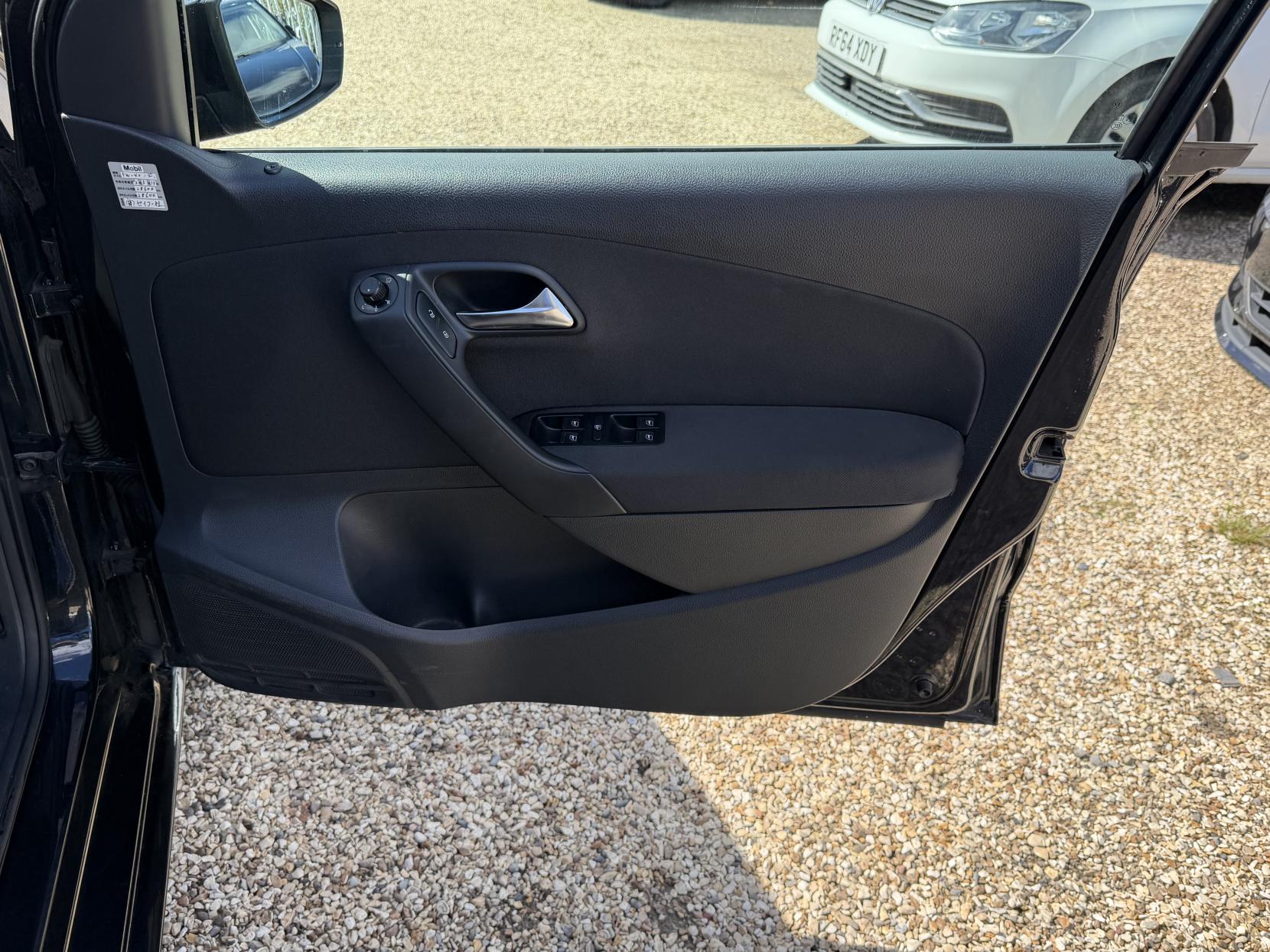 Volkswagen Polo 1.2 S Hatchback (2009 - 2014)