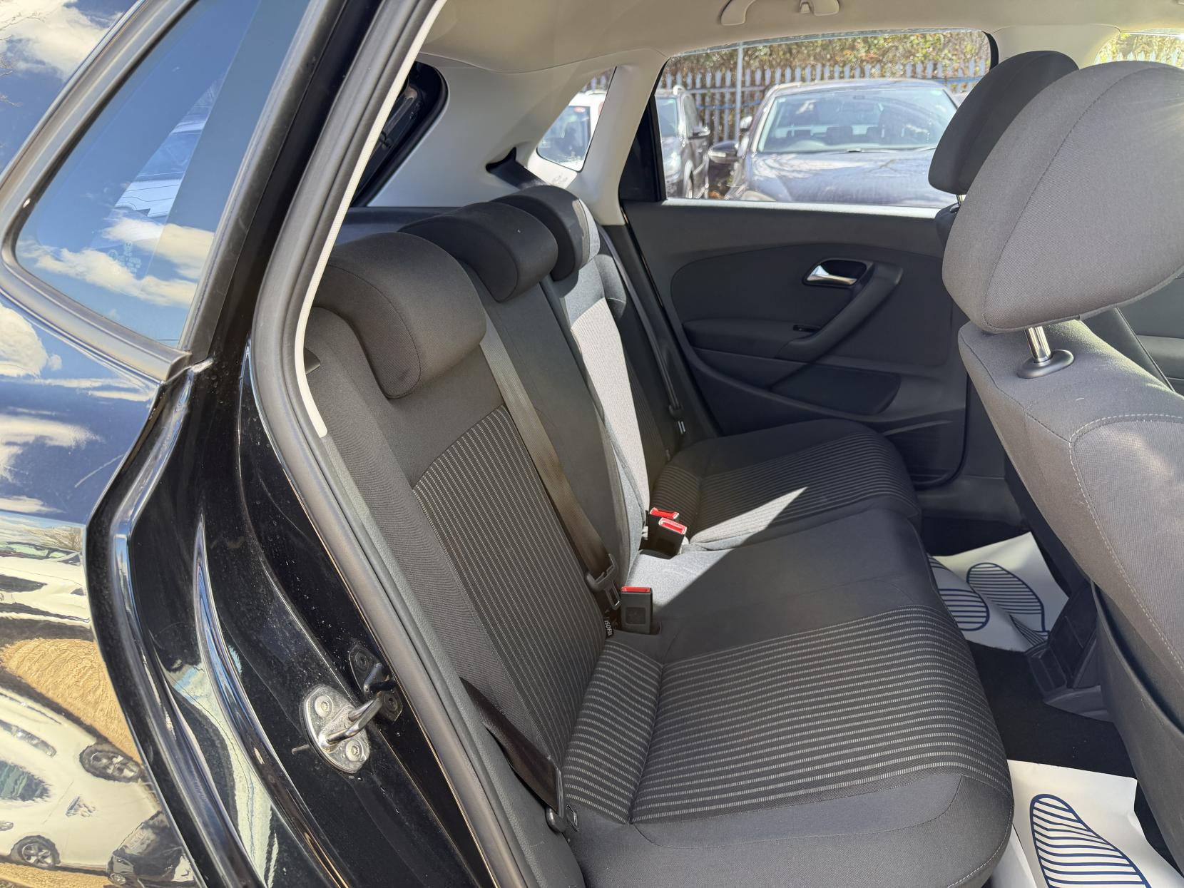 Volkswagen Polo 1.2 S Hatchback (2009 - 2014)