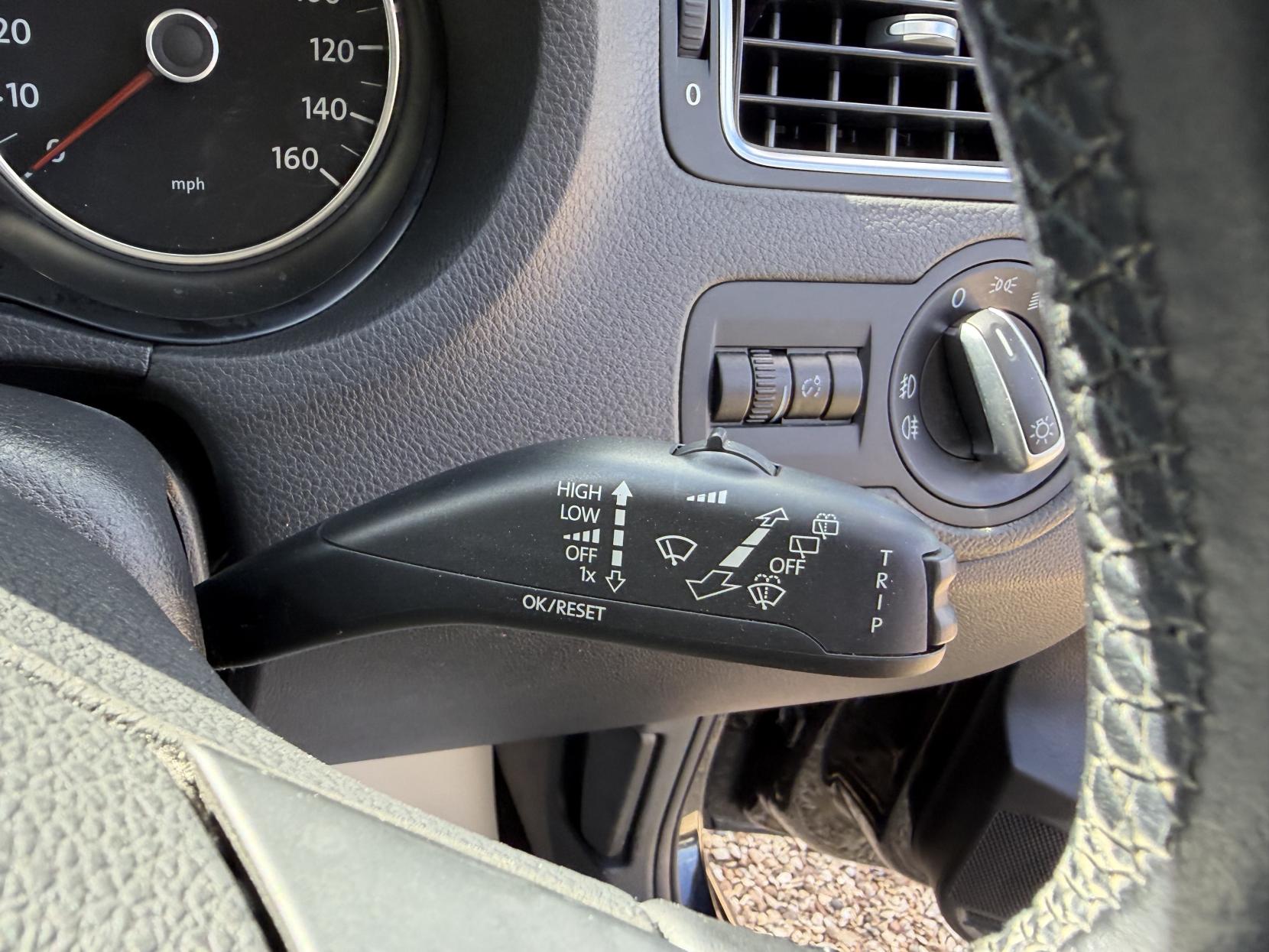 Volkswagen Polo 1.2 S Hatchback (2009 - 2014)