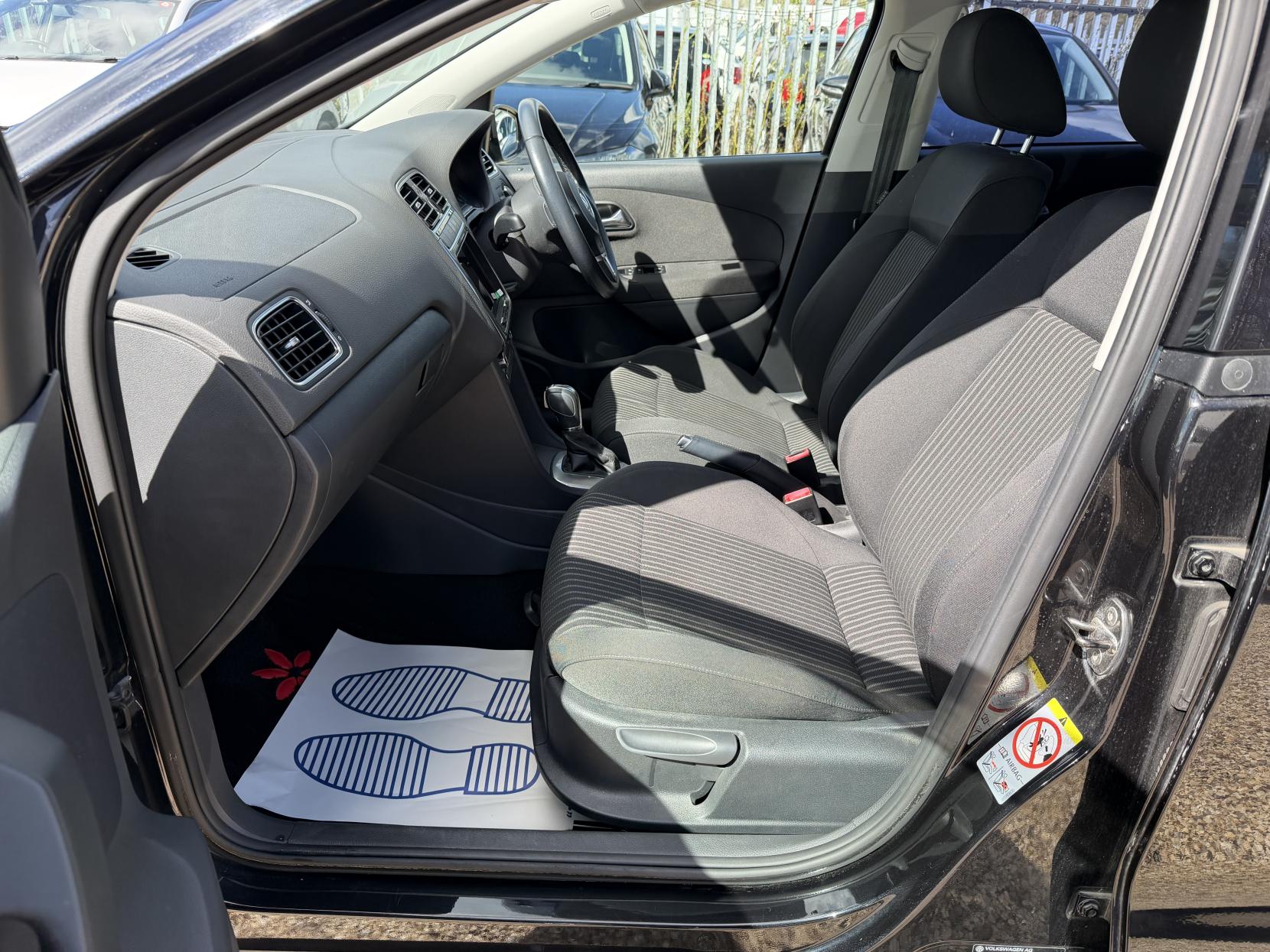 Volkswagen Polo 1.2 S Hatchback (2009 - 2014)