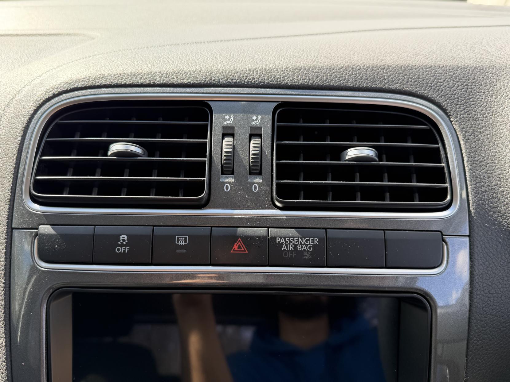 Volkswagen Polo 1.2 S Hatchback (2009 - 2014)