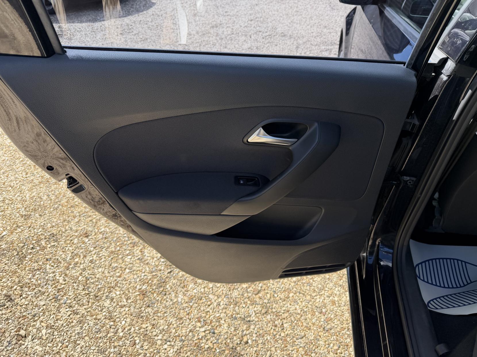 Volkswagen Polo 1.2 S Hatchback (2009 - 2014)