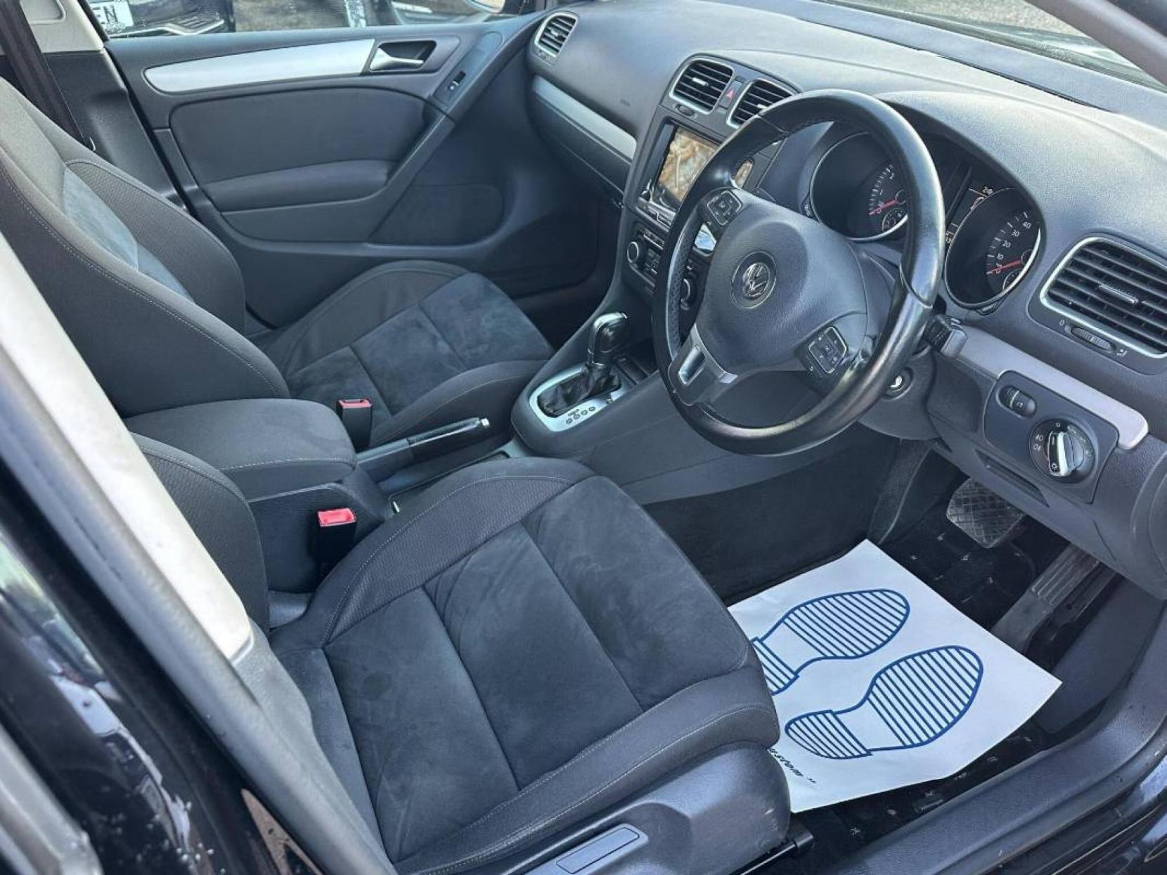 Volkswagen Golf 1.4 TSI Match Hatchback 5dr Petrol DSG Euro 5 (122 ps)