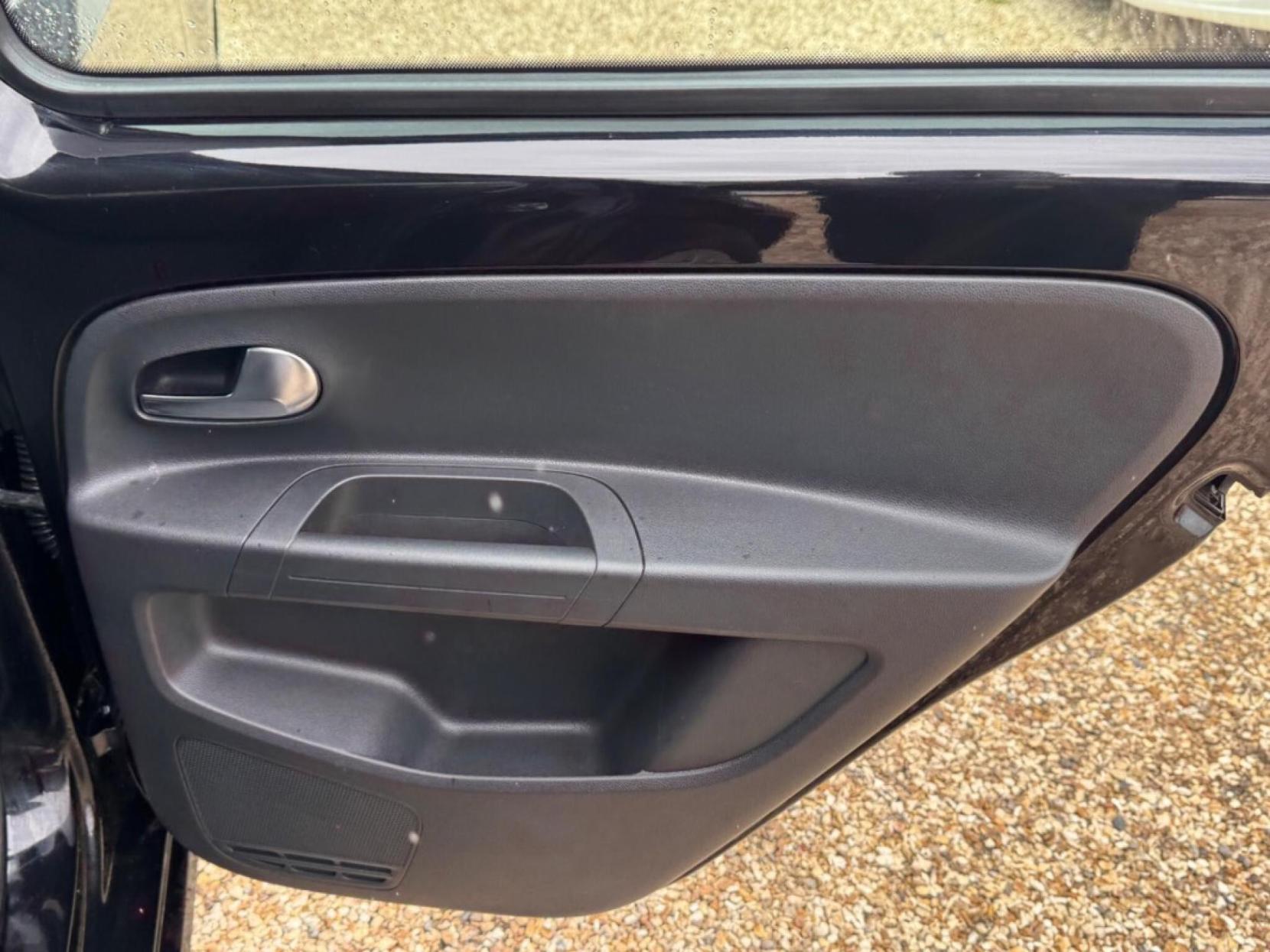 Volkswagen up! 1.0 Move up! ASG Euro 5 5dr