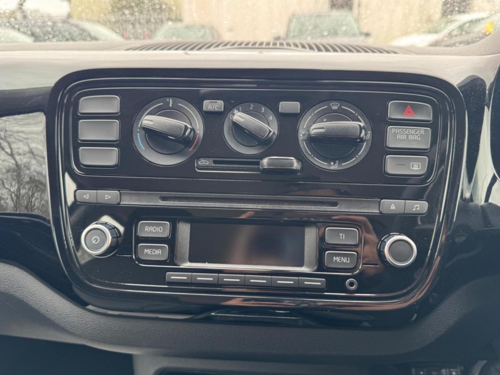 Volkswagen up! 1.0 Move up! ASG Euro 5 5dr