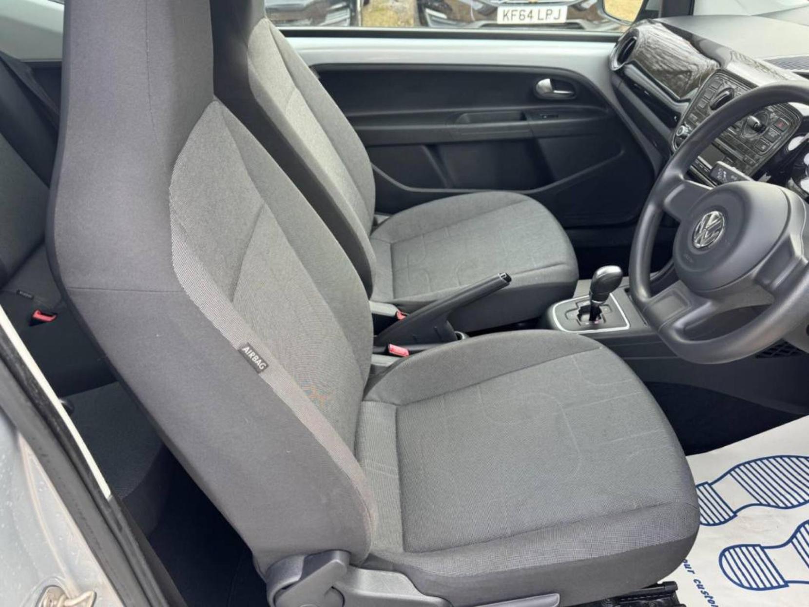 Volkswagen up! 1.0 Move up! Hatchback 3dr Petrol ASG Euro 6 (60 ps)