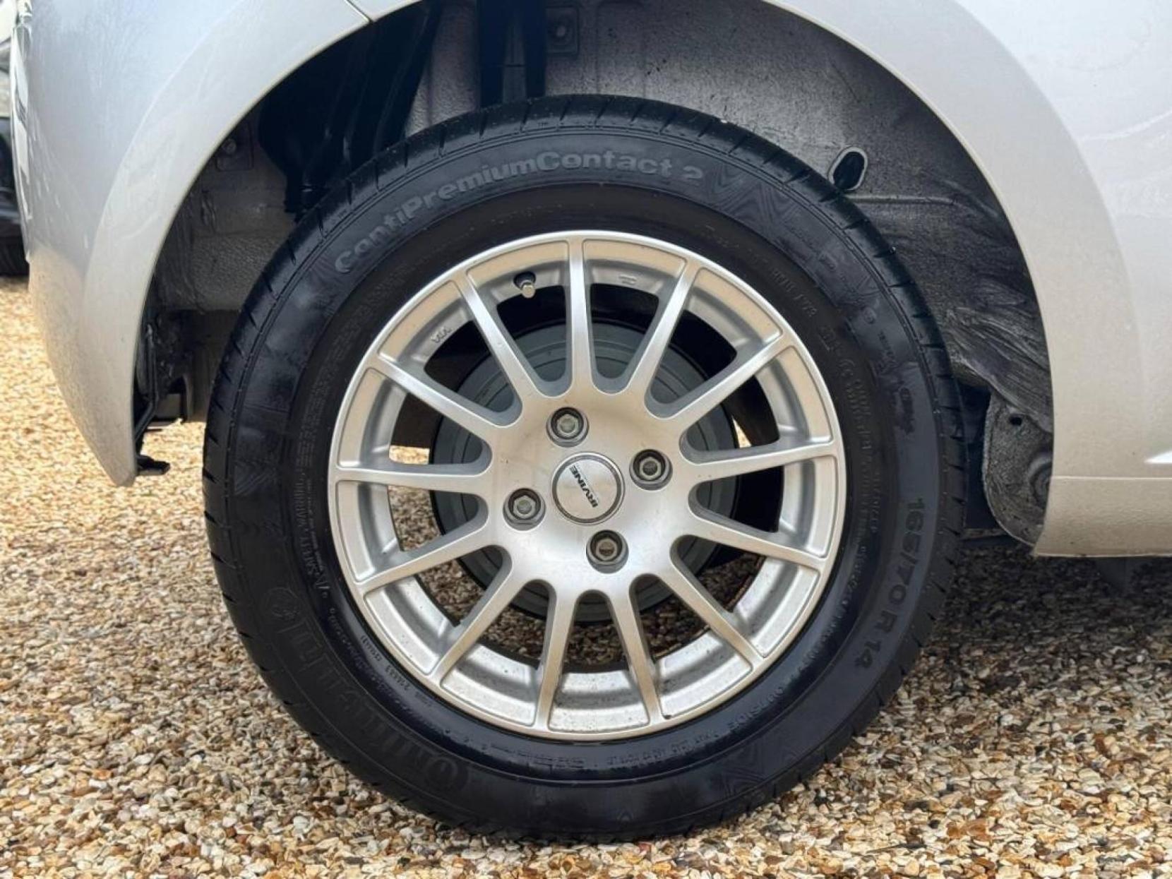 Volkswagen up! 1.0 Move up! Hatchback 3dr Petrol ASG Euro 6 (60 ps)