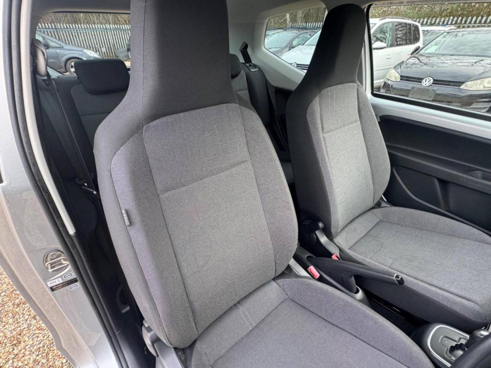 Volkswagen up! 1.0 Move up! Hatchback 3dr Petrol ASG Euro 6 (60 ps)