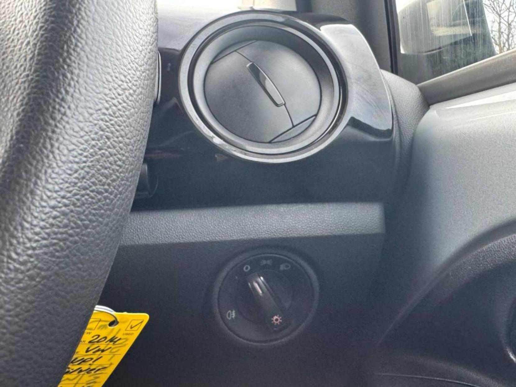 Volkswagen up! 1.0 Move up! Hatchback 3dr Petrol ASG Euro 6 (60 ps)