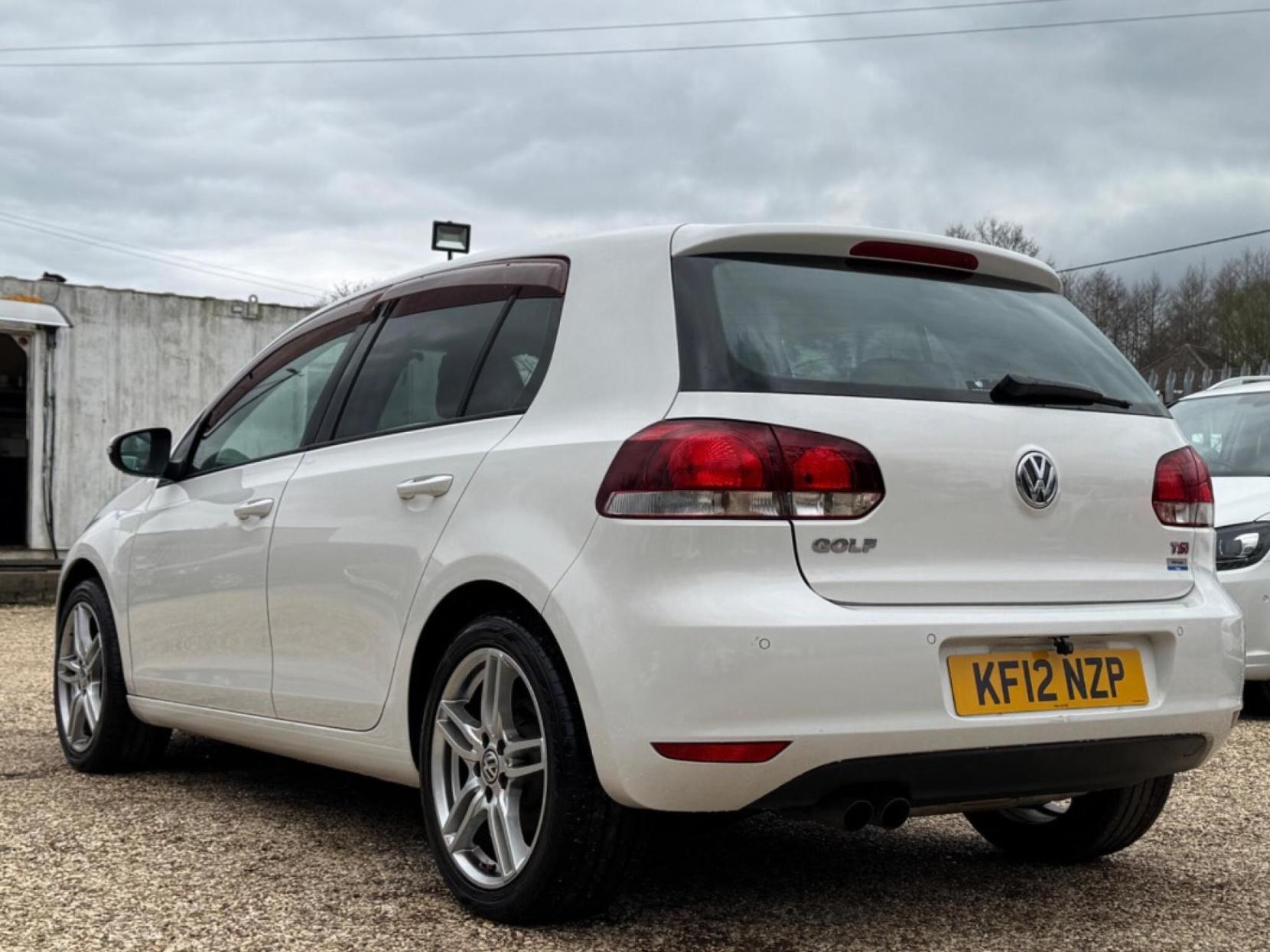 Volkswagen Golf 1.4 TSI SE Hatchback 5dr Petrol DSG Euro 5 (122 ps)